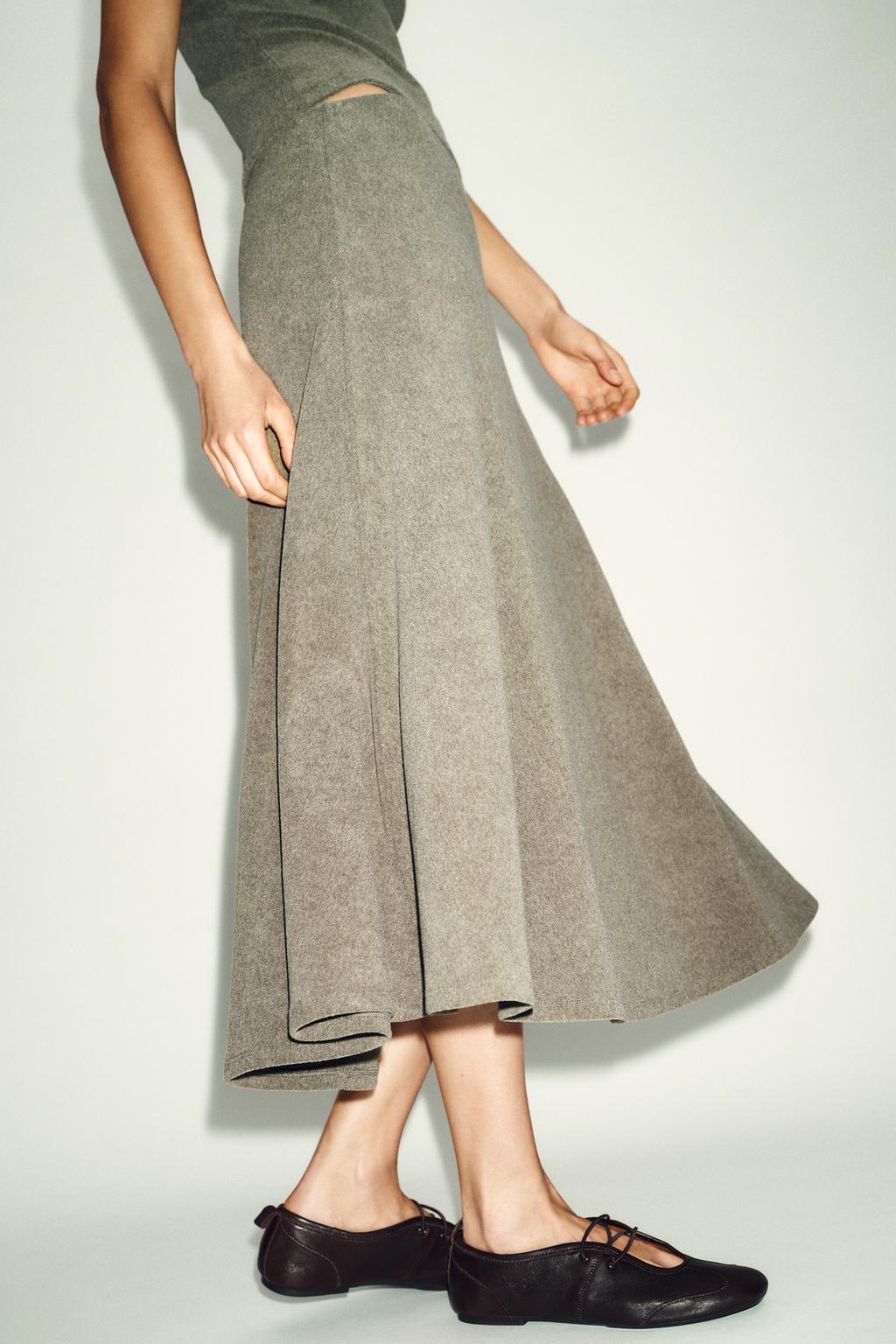 ЮБКА ИЗ МЯГКОЙ ТКАНИ