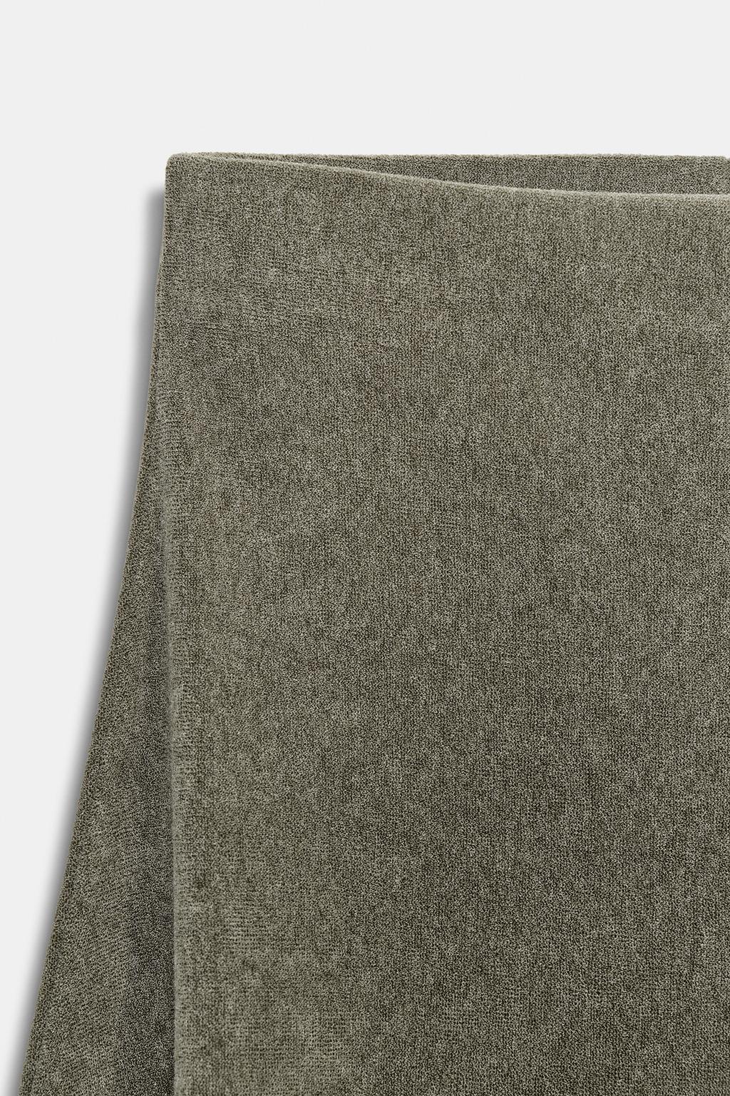 ЮБКА ИЗ МЯГКОЙ ТКАНИ