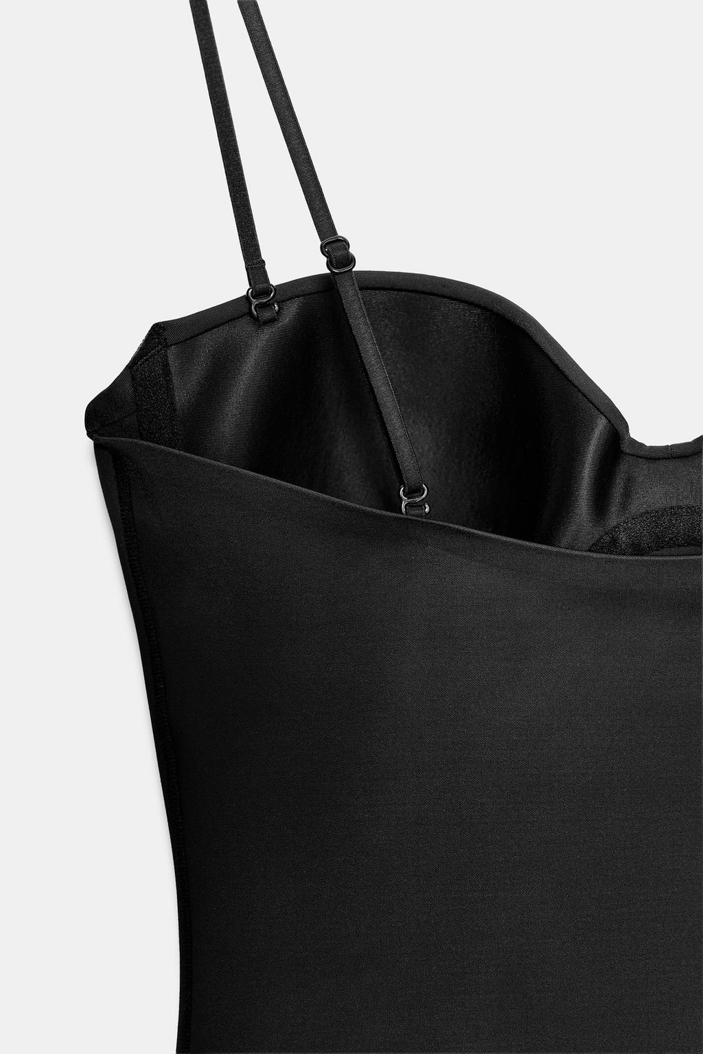 КОРОТКОЕ ПЛАТЬЕ ИЗ СМЕСОВОГО ПОЛИАМИДА