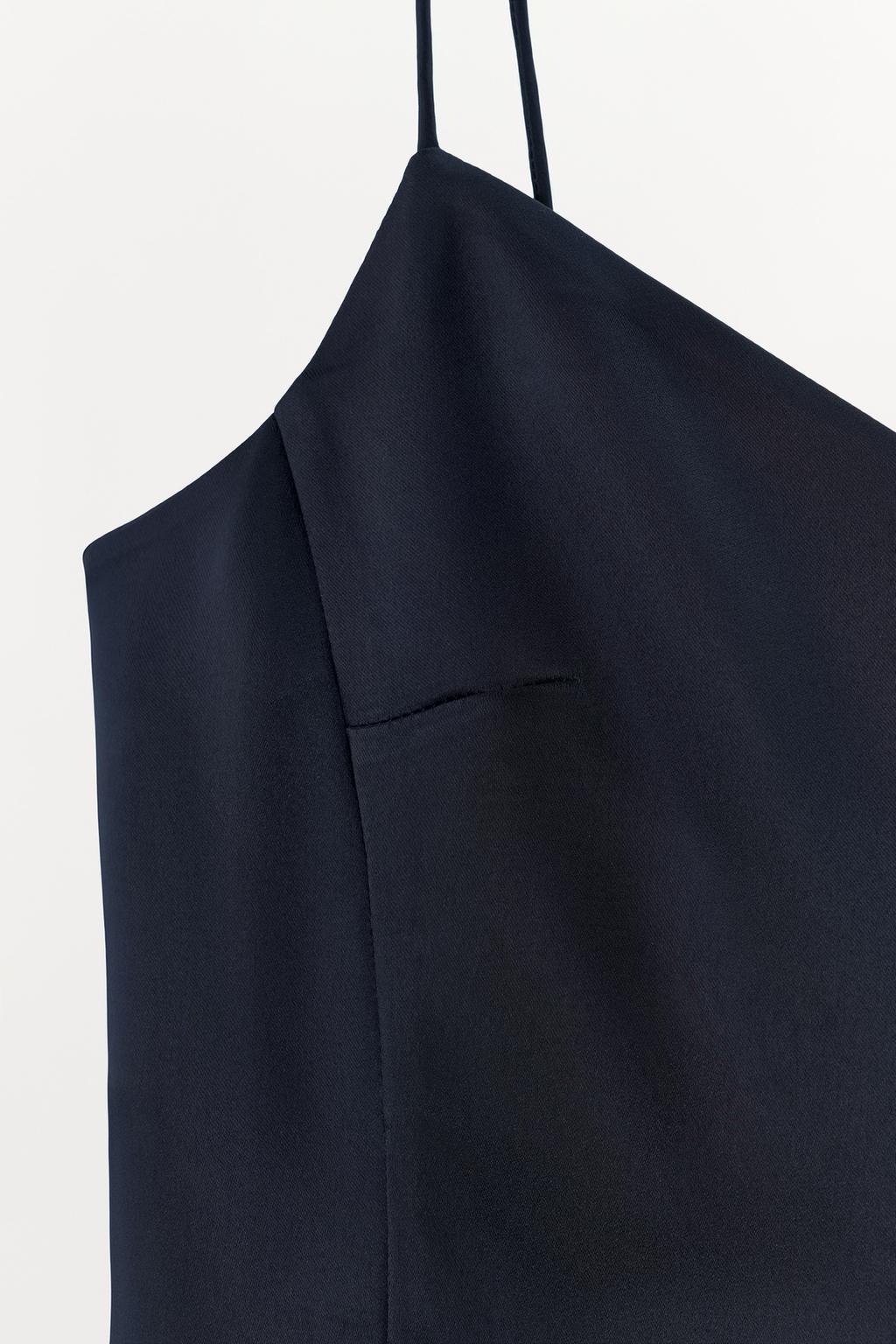 АТЛАСНОЕ МИНИ-ПЛАТЬЕ