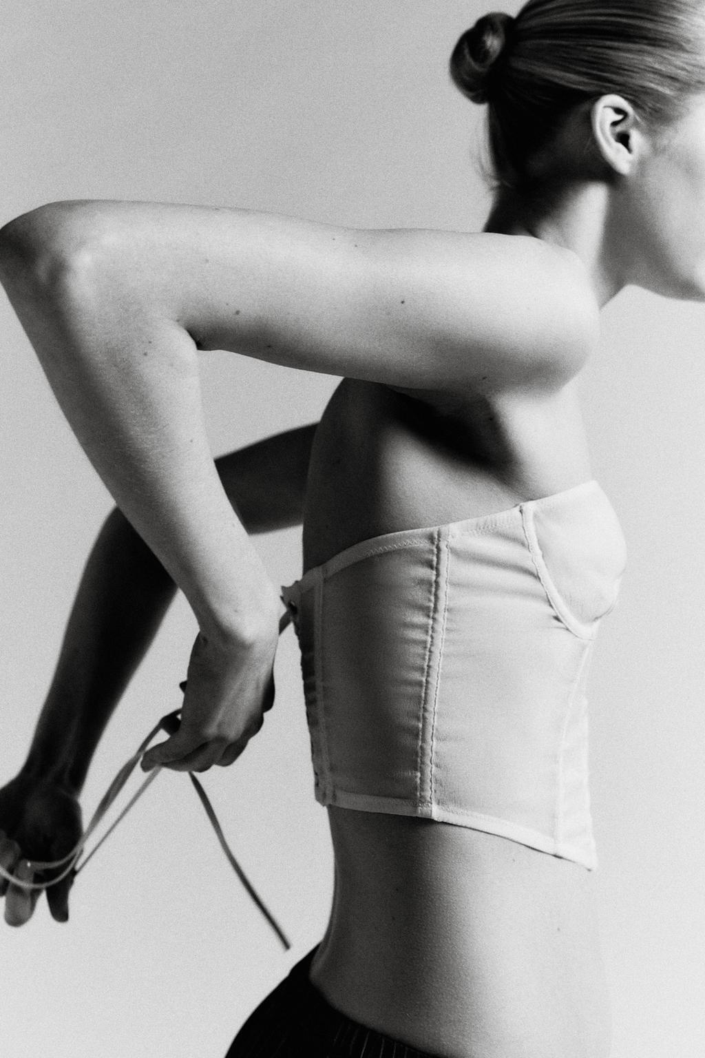 КОРСЕТ НА КОСТОЧКАХ СО ШНУРОВКОЙ