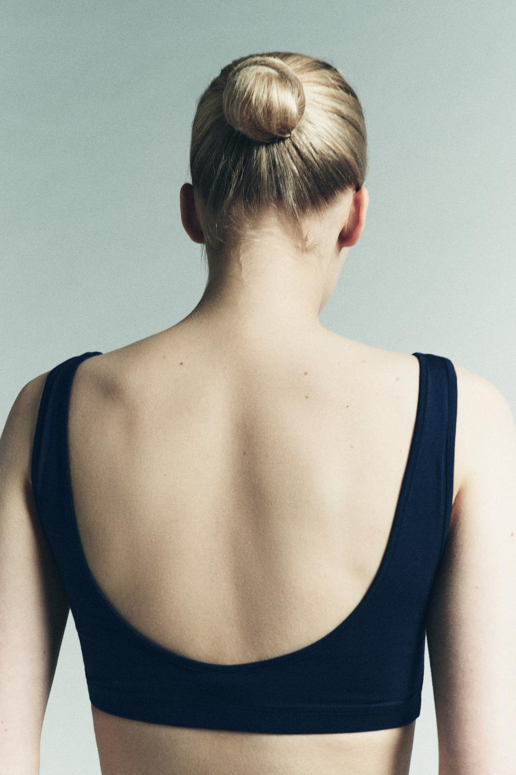 МЯГКИЙ БРАЛЕТТ СО ШВАМИ