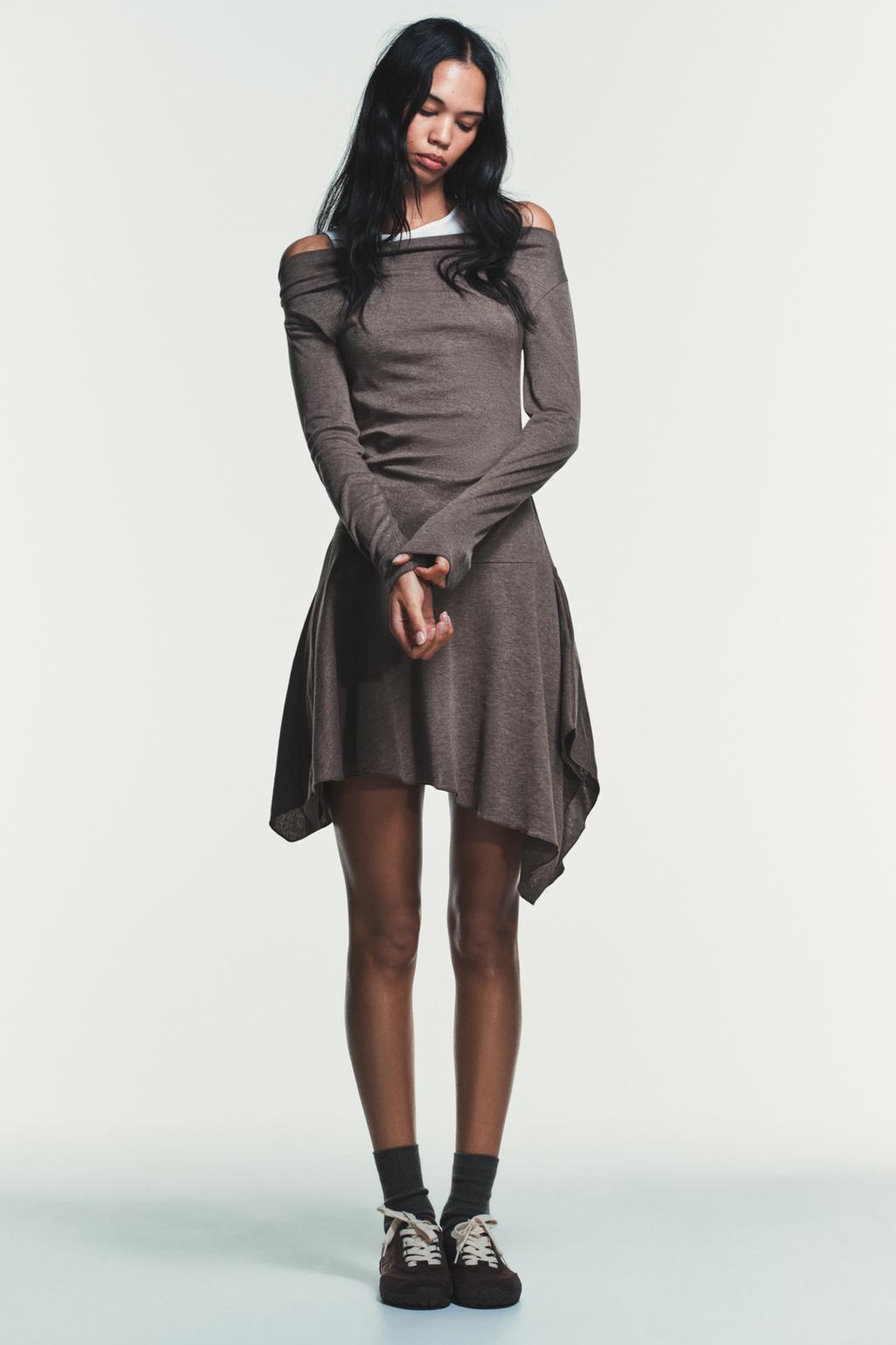 КОРОТКОЕ ПЛАТЬЕ АСИММЕТРИЧНОГО КРОЯ