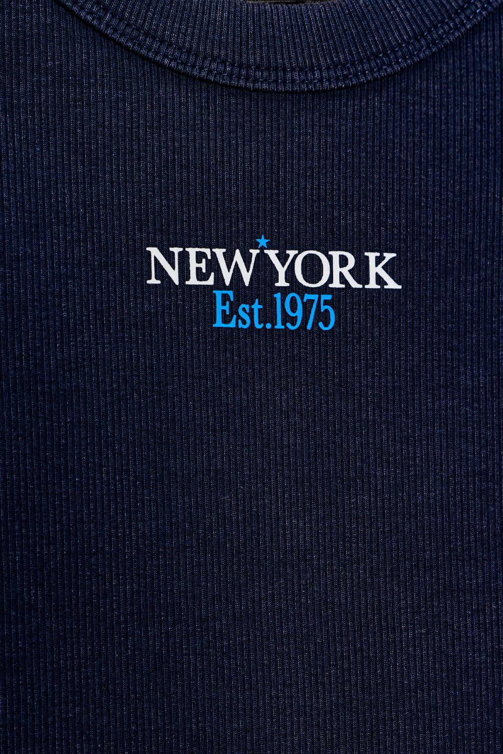 ФУТБОЛКА В РУБЧИК С НАДПИСЬЮ