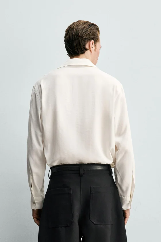 РУБАШКА RELAXED FIT СТРУЯЩЕГОСЯ ПОКРОЯ