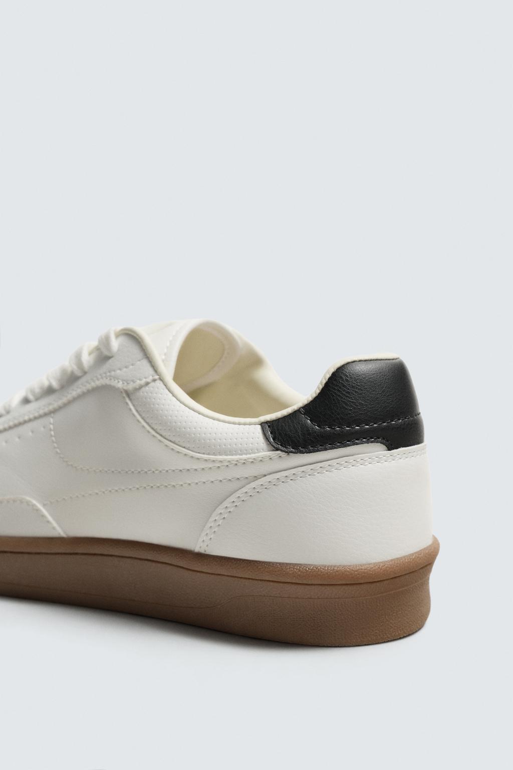 КРОССОВКИ С КОНТРАСТНОЙ ПОДОШВОЙ