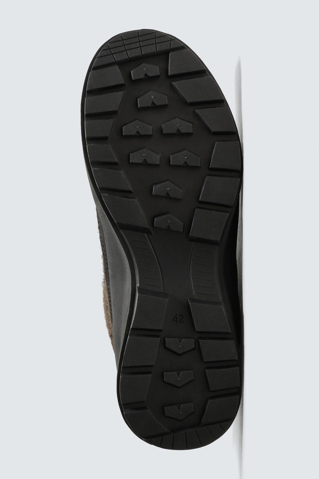 ТРЕККИНГОВЫЕ КРОССОВКИ ИЗ КОЖИ