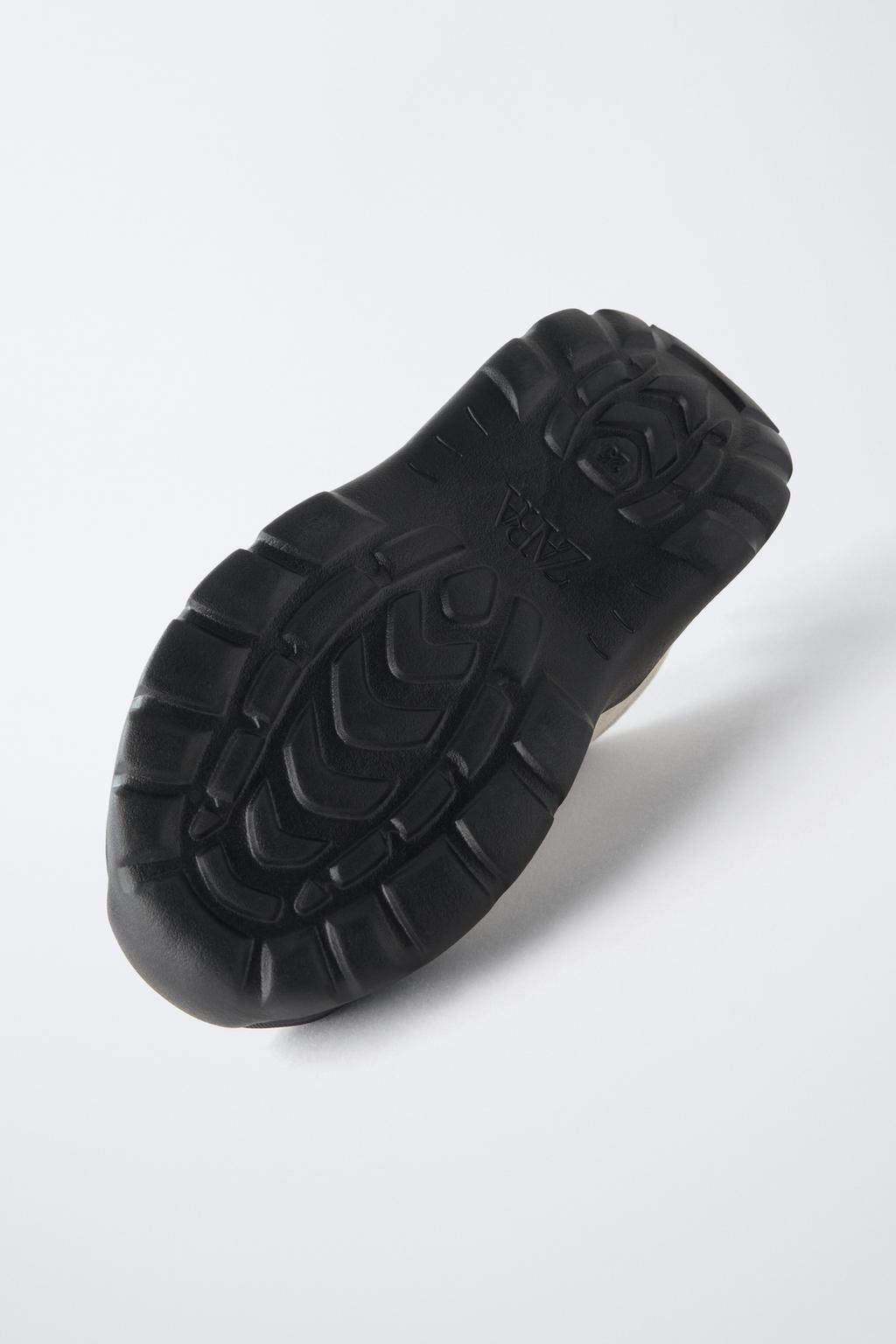 ТЕХНИЧЕСКИЕ СПОРТИВНЫЕ КРОССОВКИ