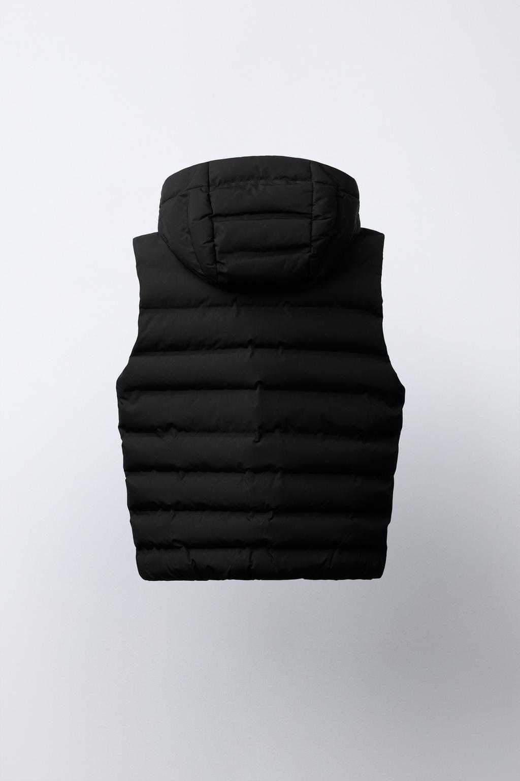 ОЧЕНЬ ЛЕГКИЙ ЖИЛЕТ WATER REPELLENT С КАПЮШОНОМ