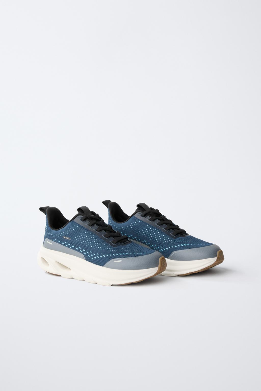 КРОССОВКИ С ДЕТАЛЯМИ НА ПОДОШВЕ