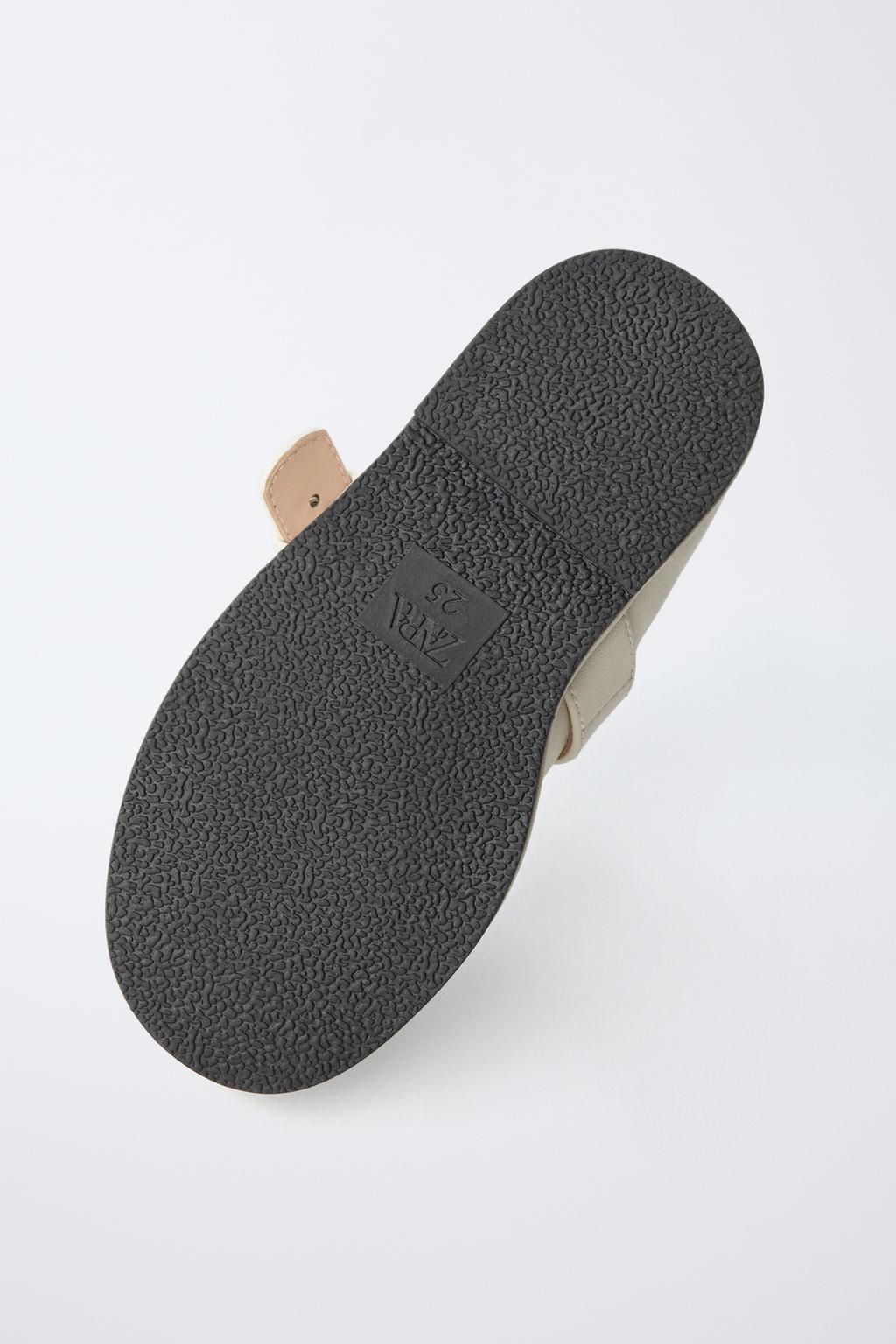 БАЛЕТКИ С ПРЯЖКОЙ