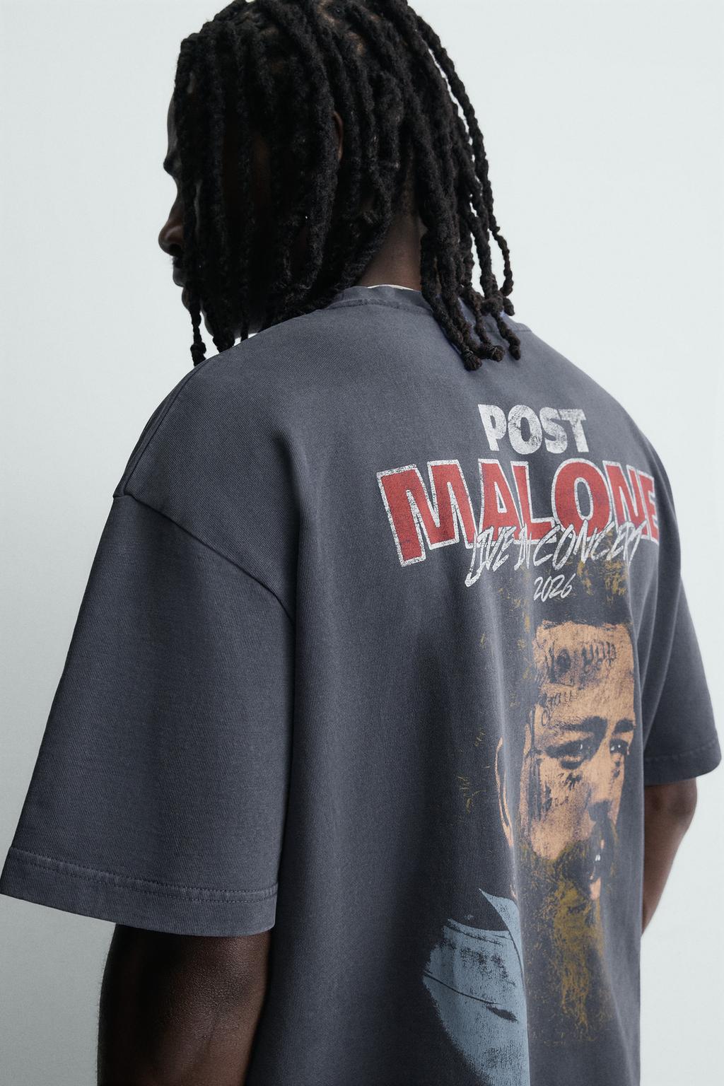 ТОЛСТОВКА С ЭФФЕКТОМ ПОТЕРТОСТИ С ГРАФИЧЕСКИМ ПРИНТОМ POST MALONE ™