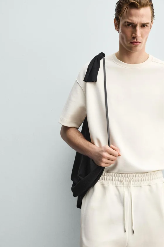 ТОЛСТОВКА RELAXED FIT ИЗ ИНТЕРЛОКА
