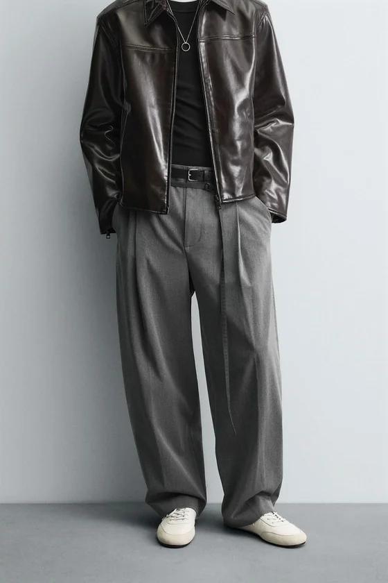 БРЮКИ BALLOON FIT С ЗАЩИПАМИ И ПОЯСОМ