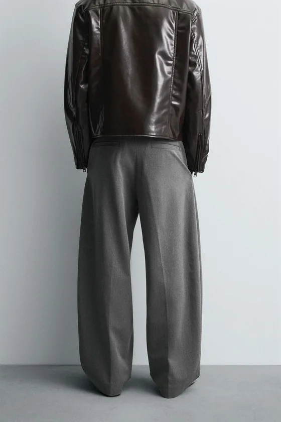 БРЮКИ BALLOON FIT С ЗАЩИПАМИ И ПОЯСОМ