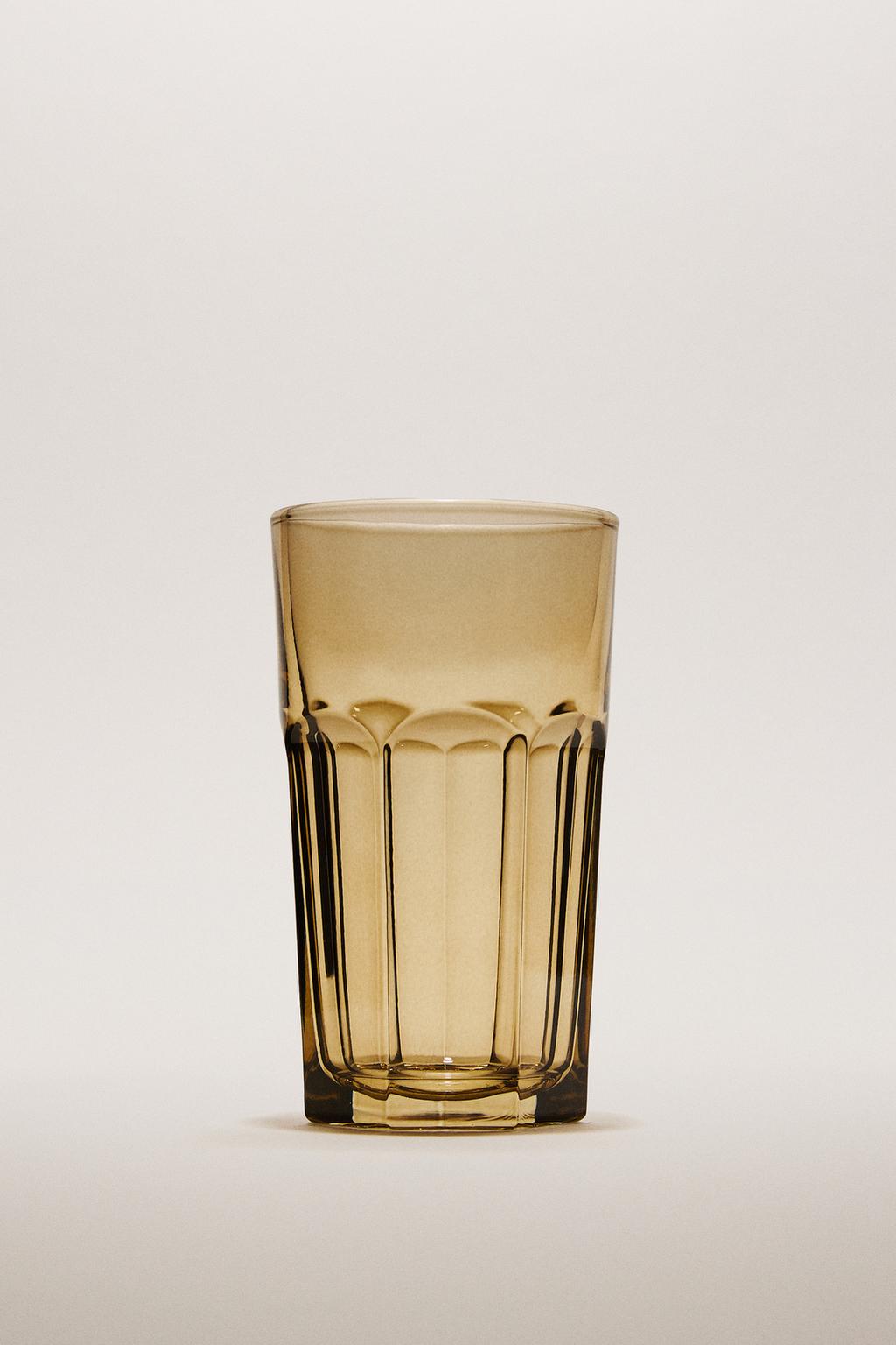 Стакан из стекла с рельефным узором