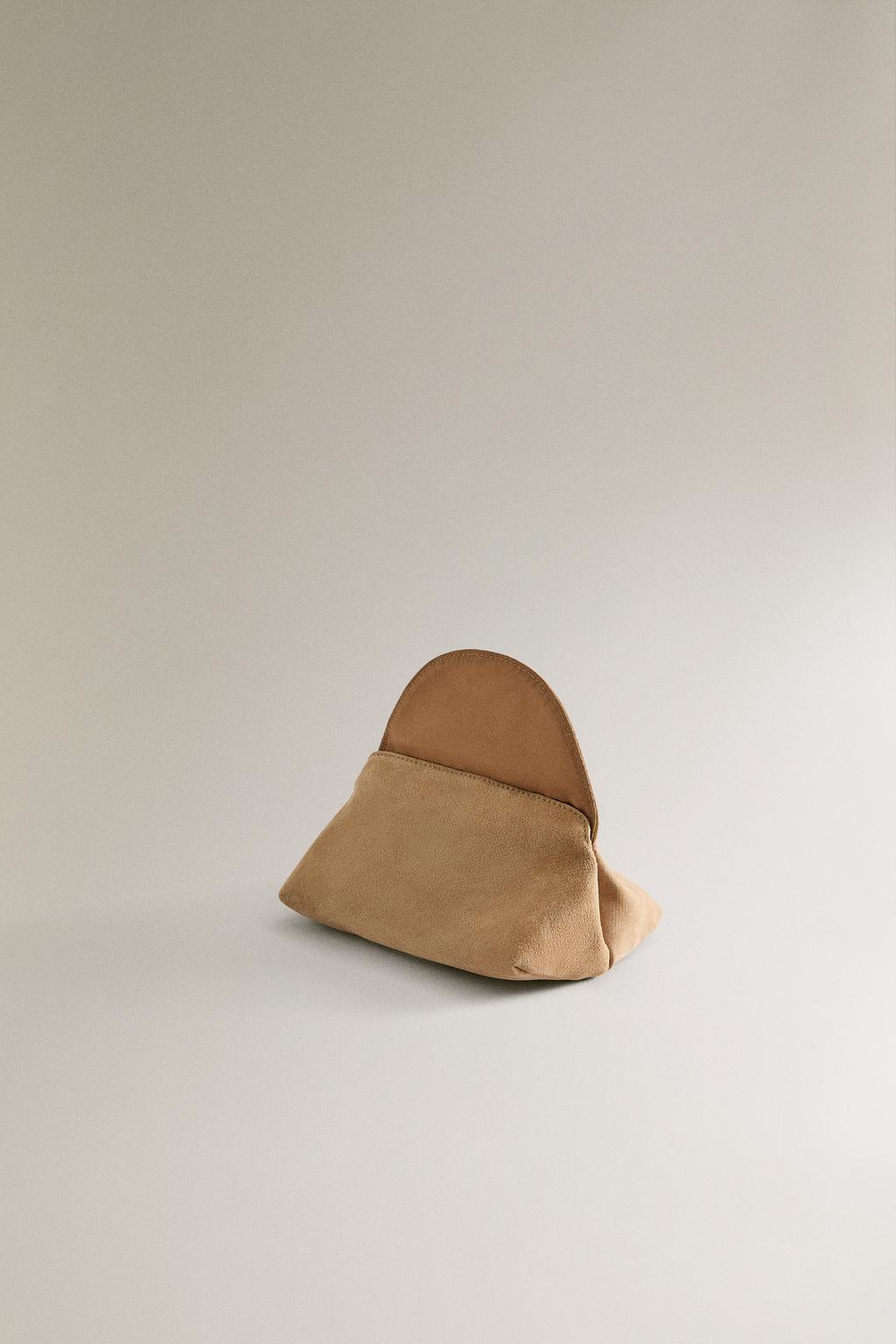 Мягкая кожаная косметичка-сумка