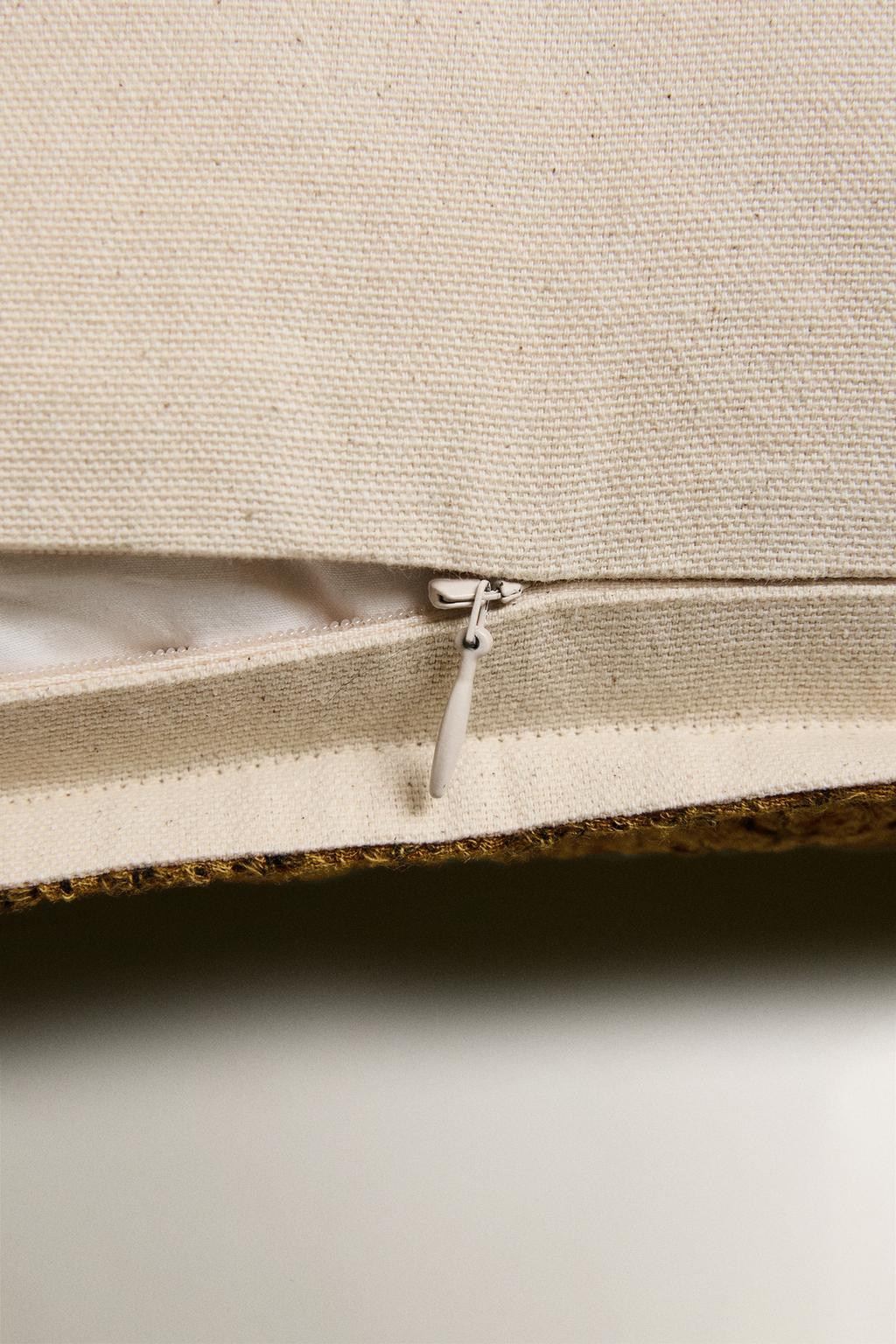 Чехол на подушку с крестовидным дизайном