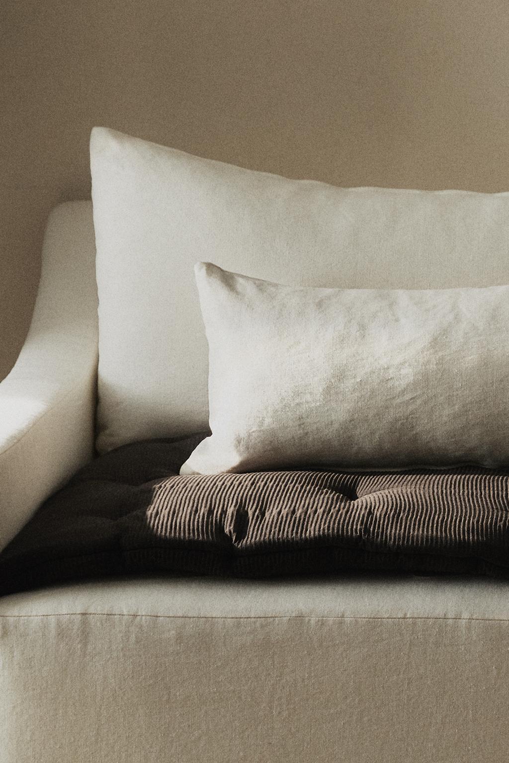 Тканевый топ сборкой из хлопка