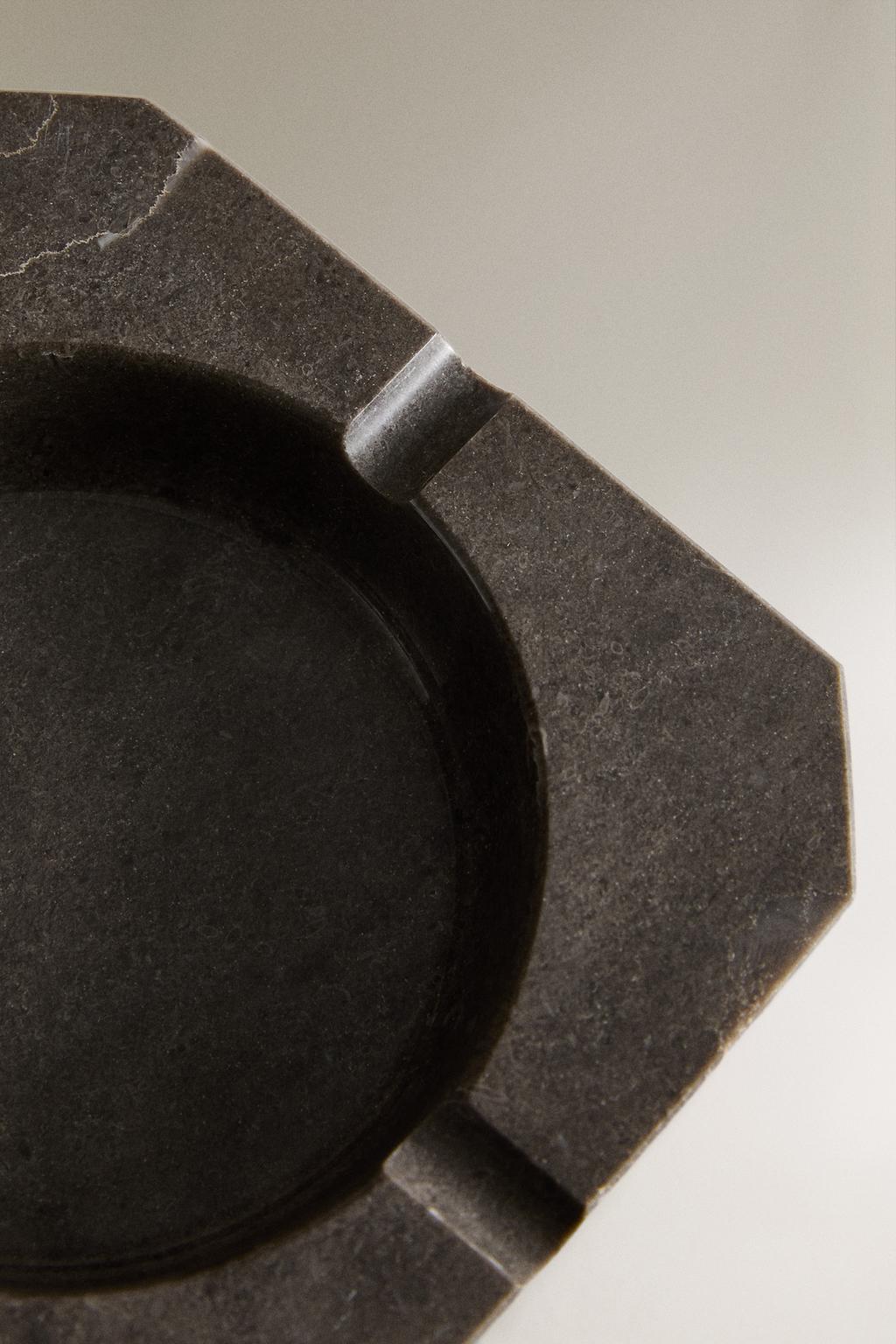 Мраморная пепельница