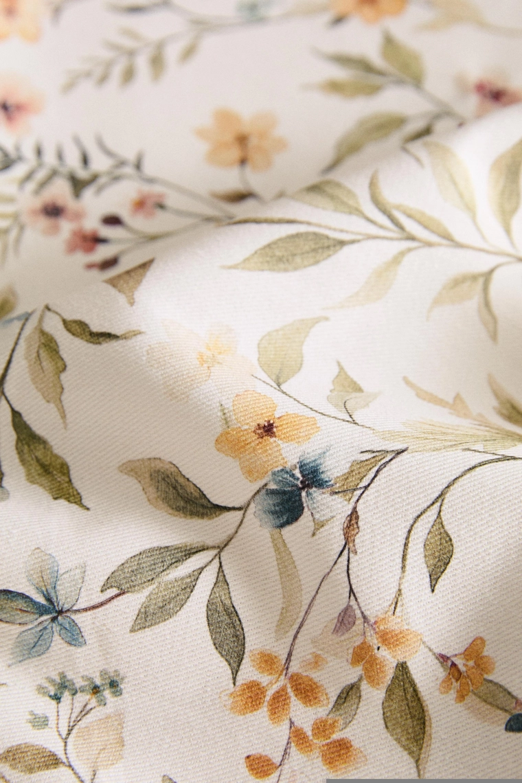 Скатерть с цветочным принтом со слоем смолы