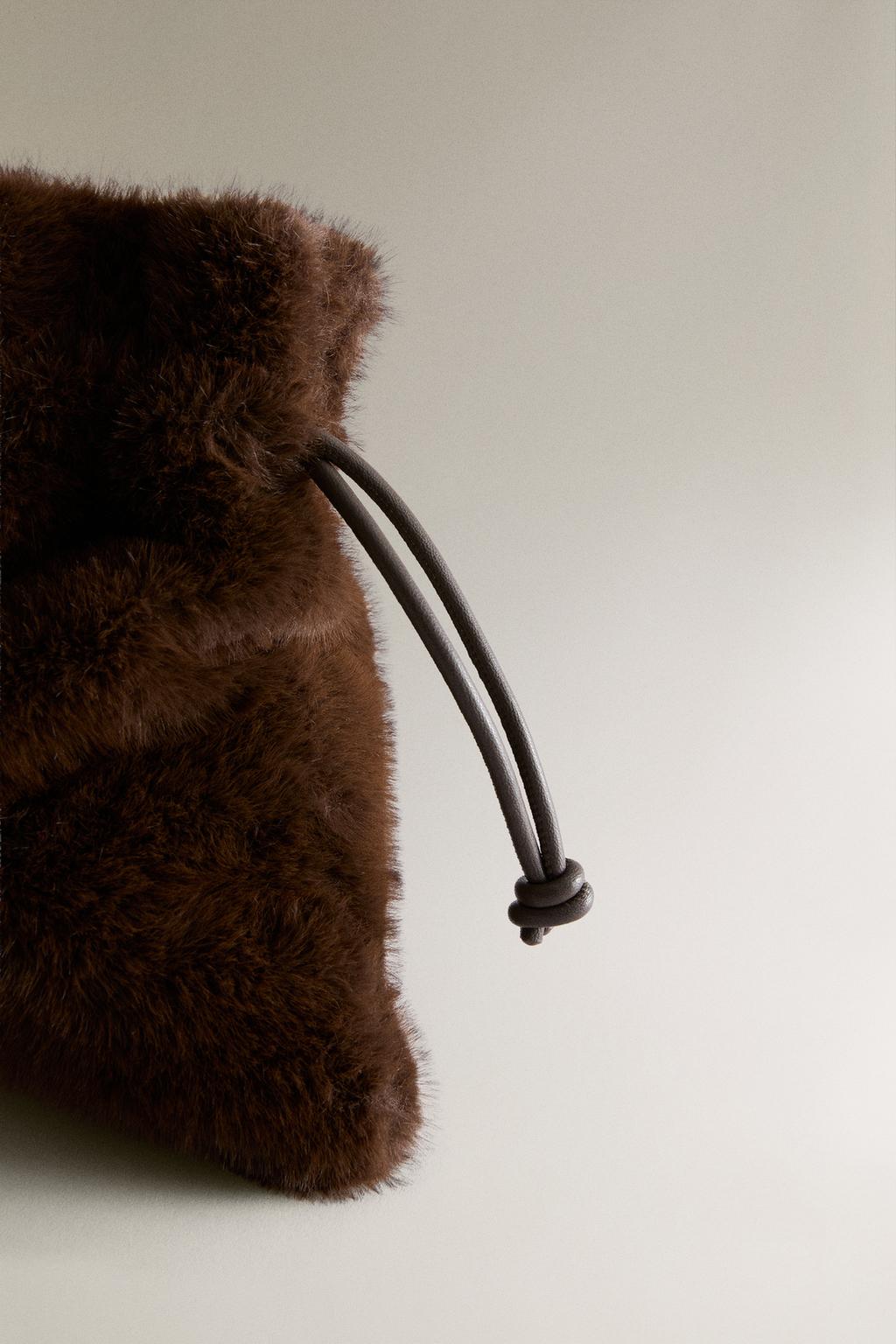 Сумочка из искусственного меха