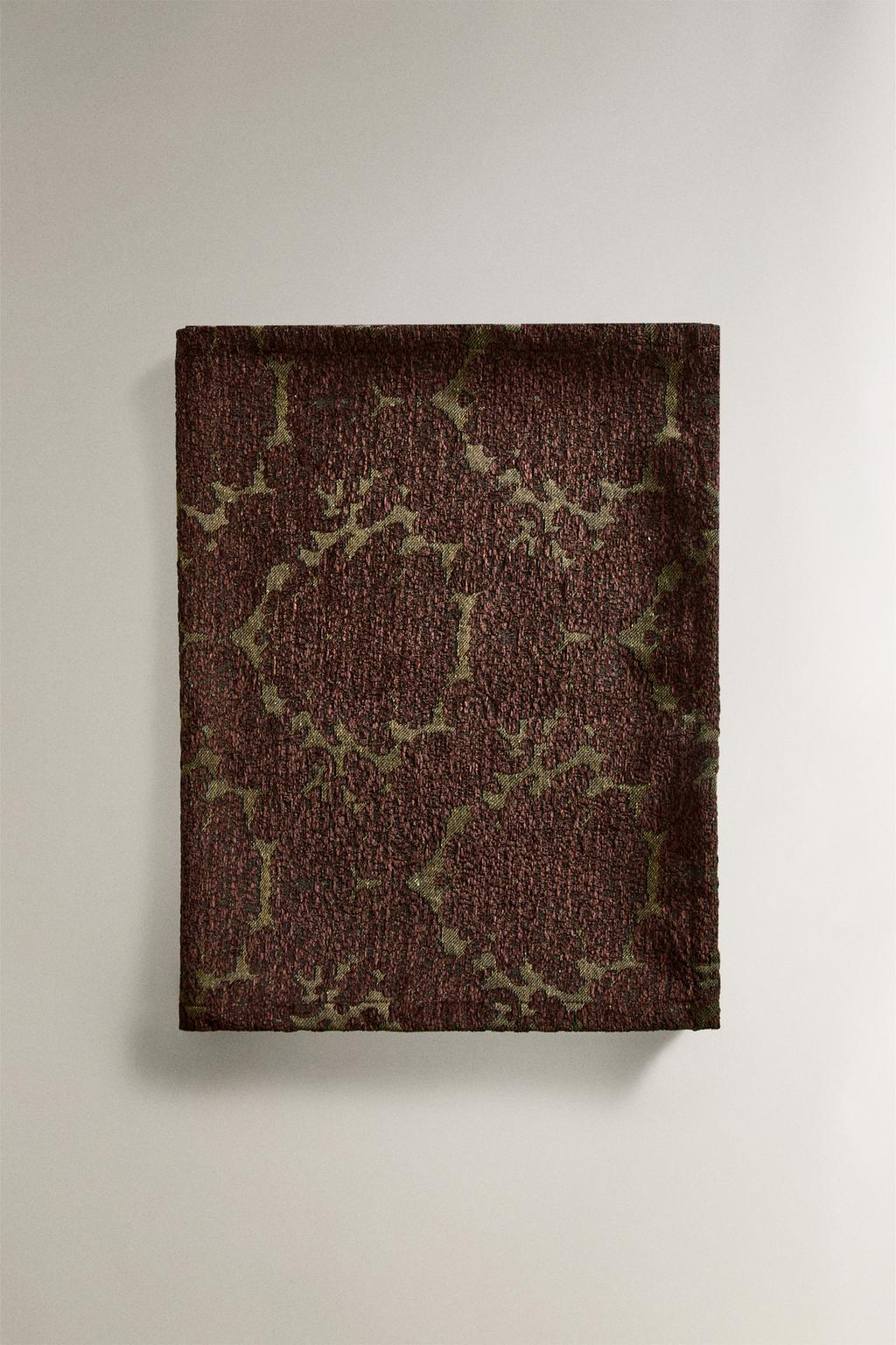 Декоративный бегунок для стола с растительным узором из жаккарда