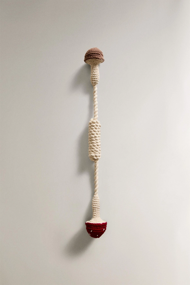 Игрушка для домашних животных с двумя грибами