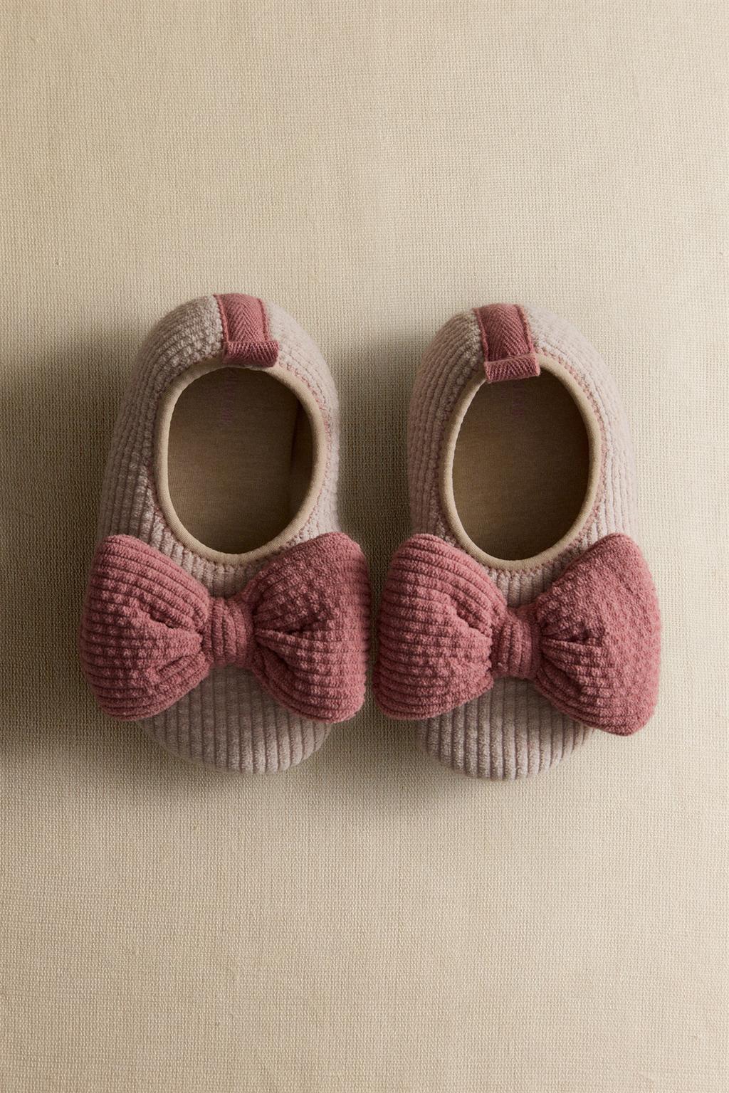 Детские балетки с бантом