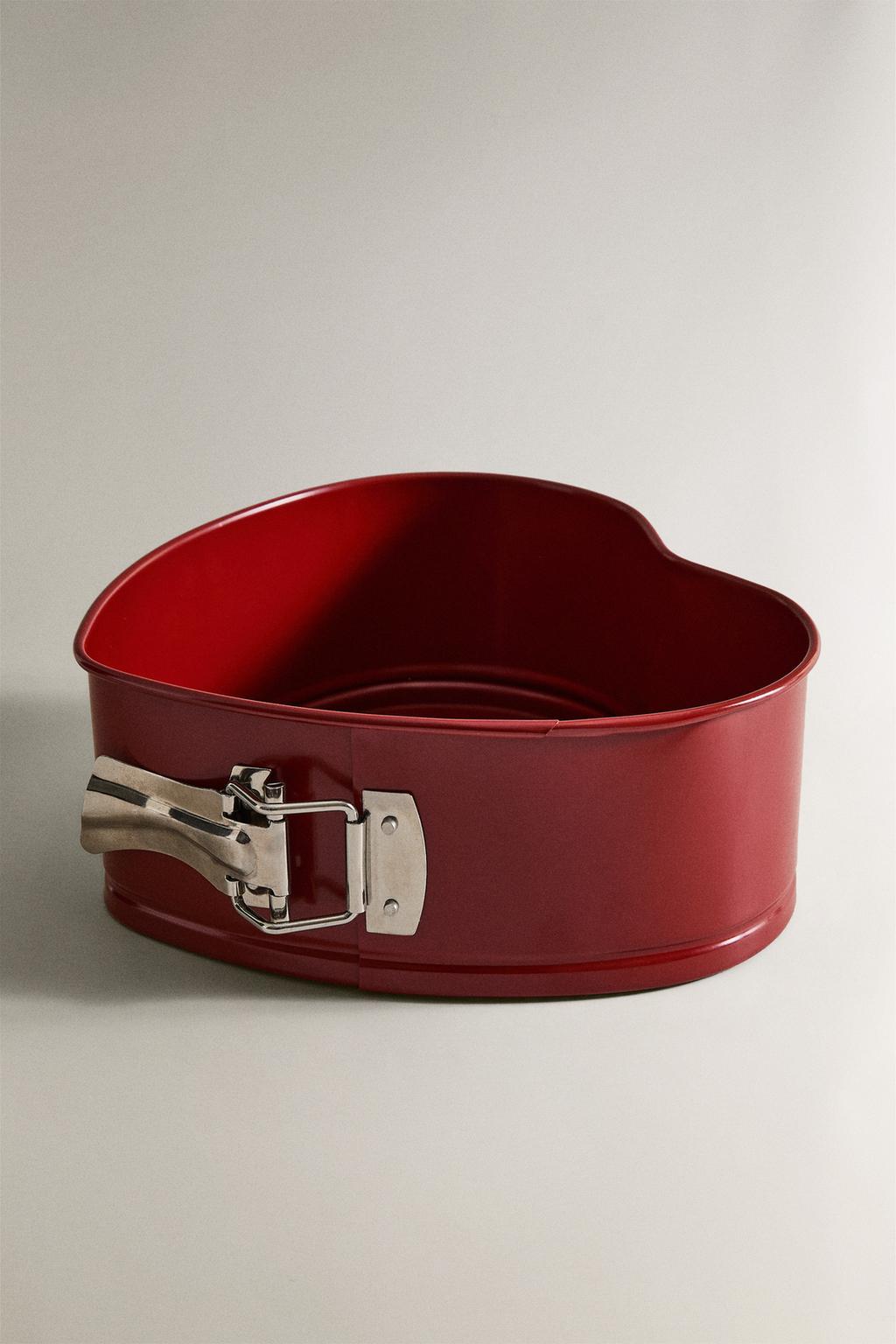 Форма для выпечки в форме сердца