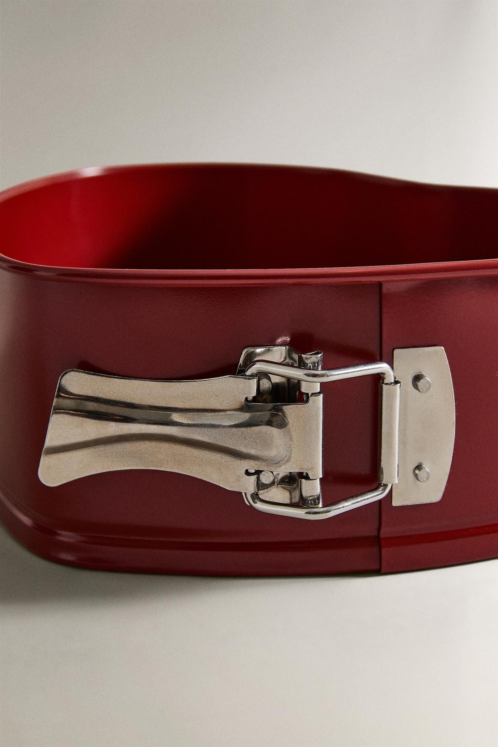 Форма для выпечки в форме сердца