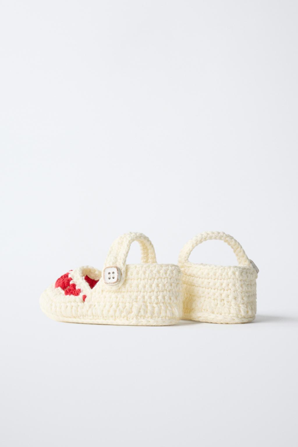 Ботильоны-сандалии с сердцами