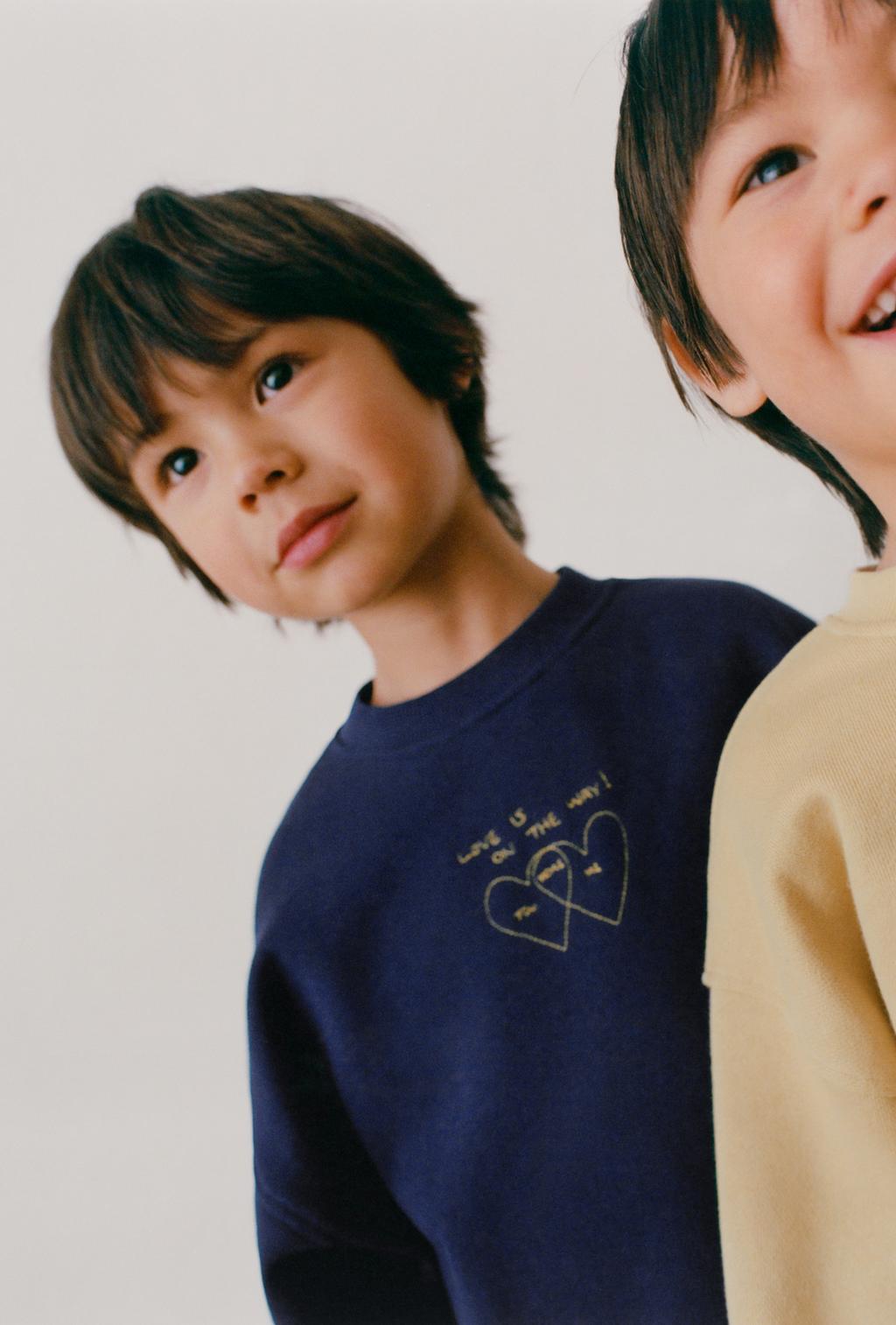 ТОЛСТОВКА С ВЫШИВКОЙ ORFAYO ©