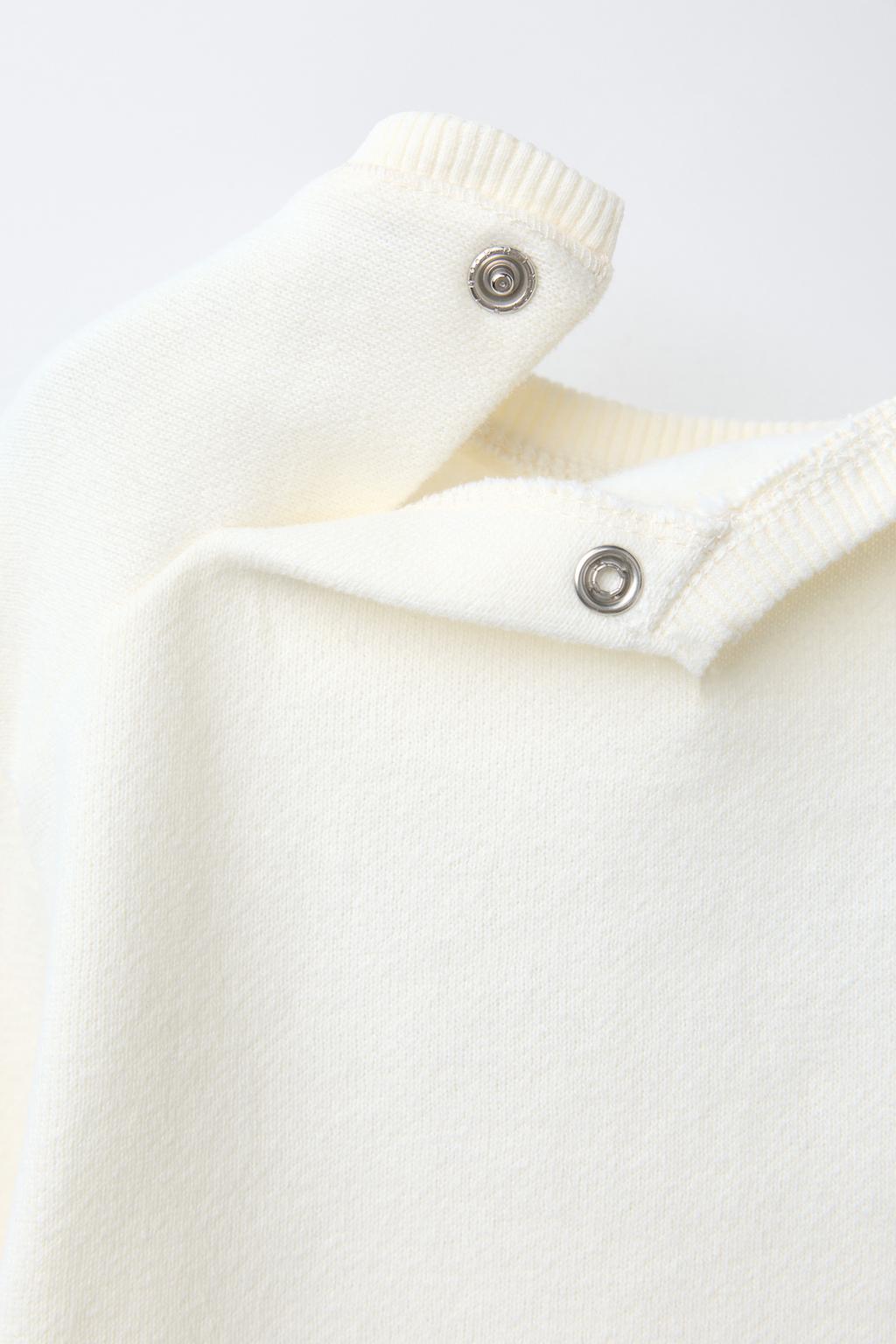 ТОЛСТОВКА С МАХРОВОЙ НАШИВКОЙ SNOOPY PEANUTS™