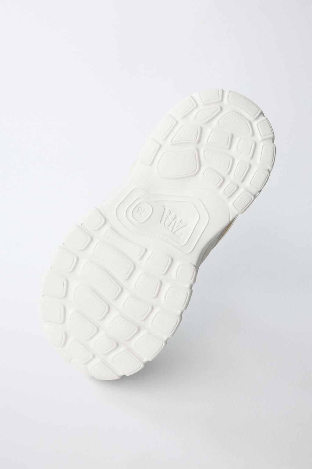 КРОССОВКИ СО ВСТАВКАМИ