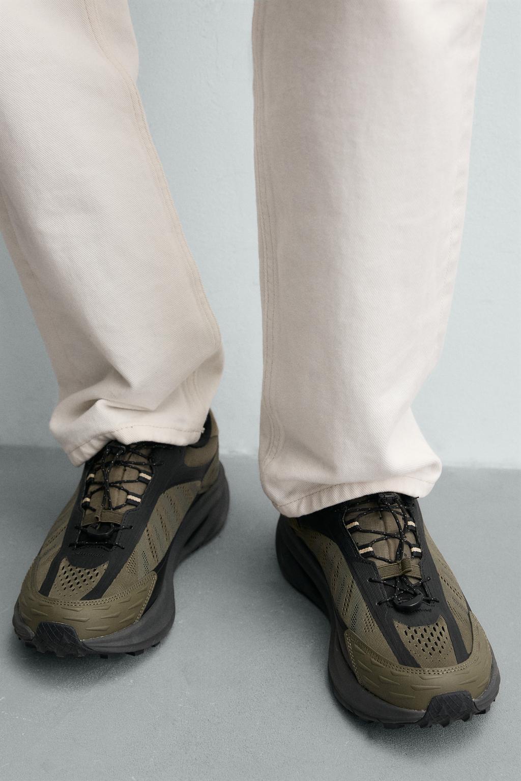 СПОРТИВНЫЕ КРОССОВКИ