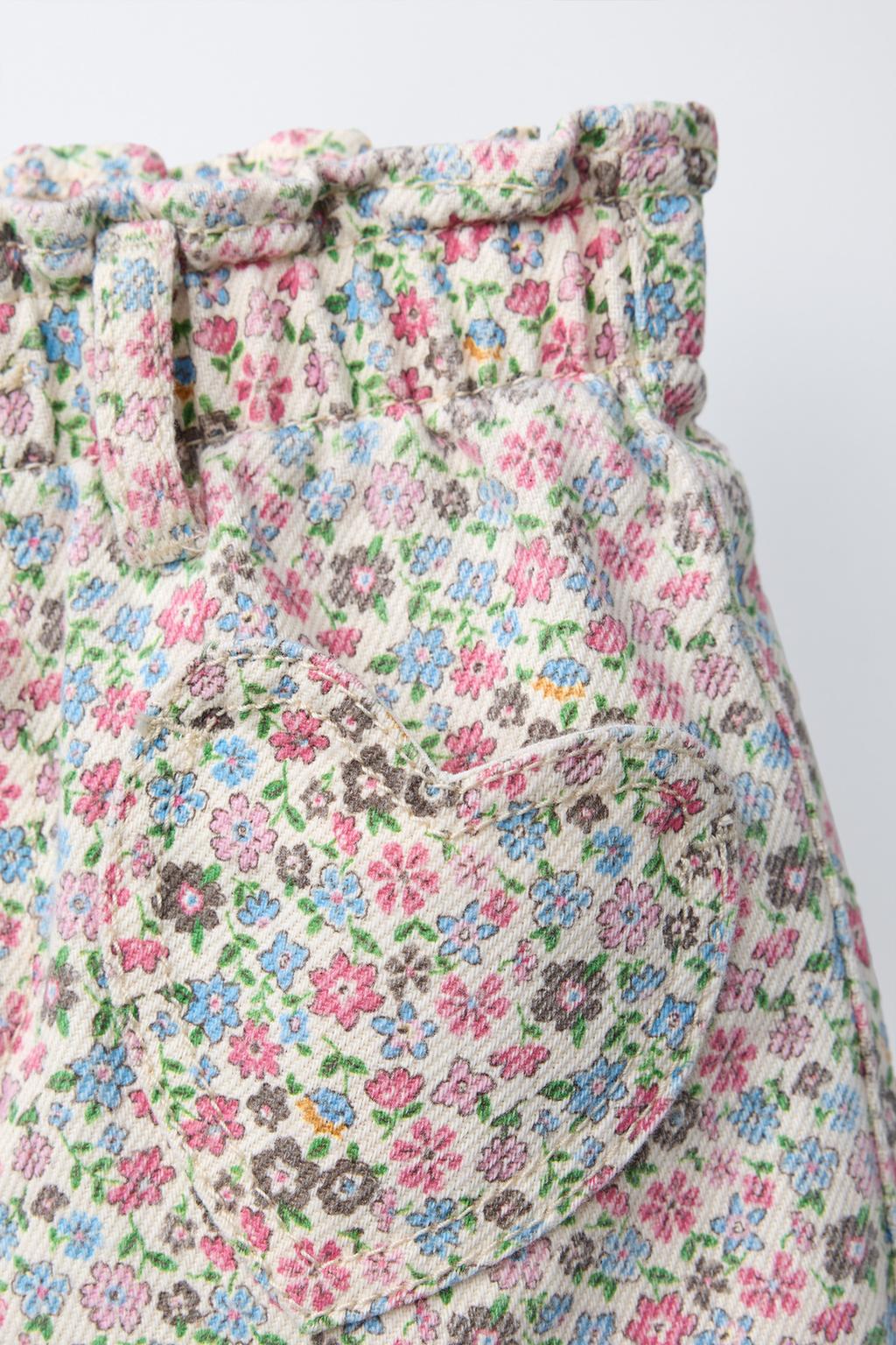 БРЮКИ BAGGY ИЗ САРЖИ С ЦВЕТОЧНЫМ ПРИНТОМ