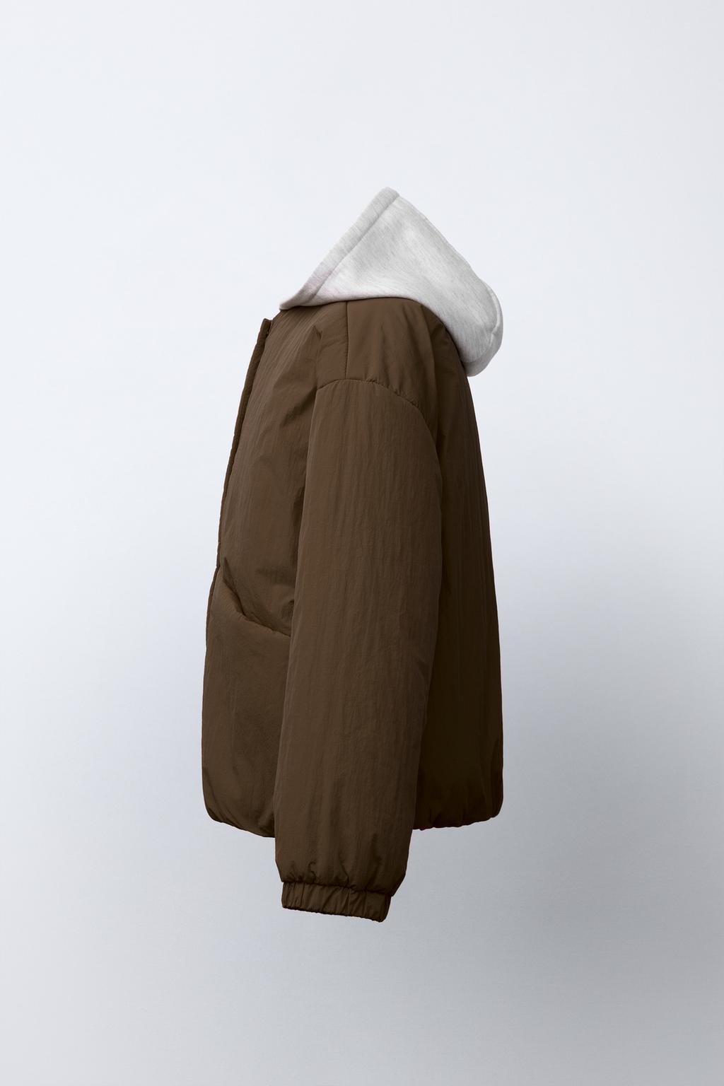 СТЕГАНАЯ КУРТКА С КАПЮШОНОМ И ФЛИСОВОЙ ПОДКЛАДКОЙ