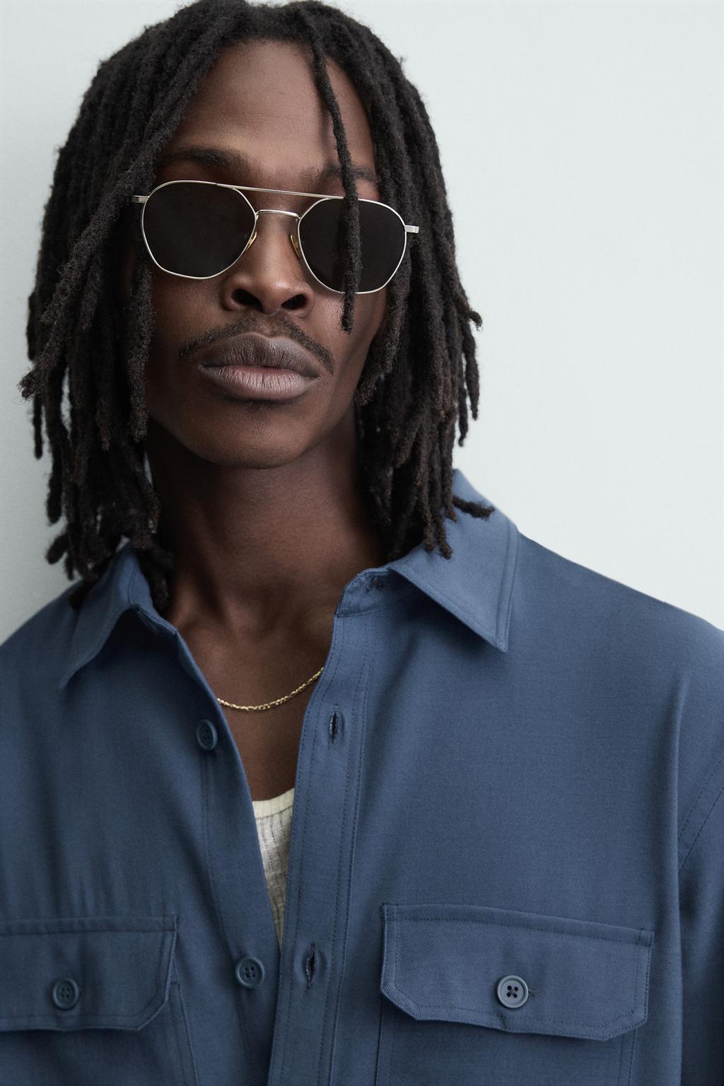 РУБАШКА СВОБОДНОГО КРОЯ С КАРМАНАМИ