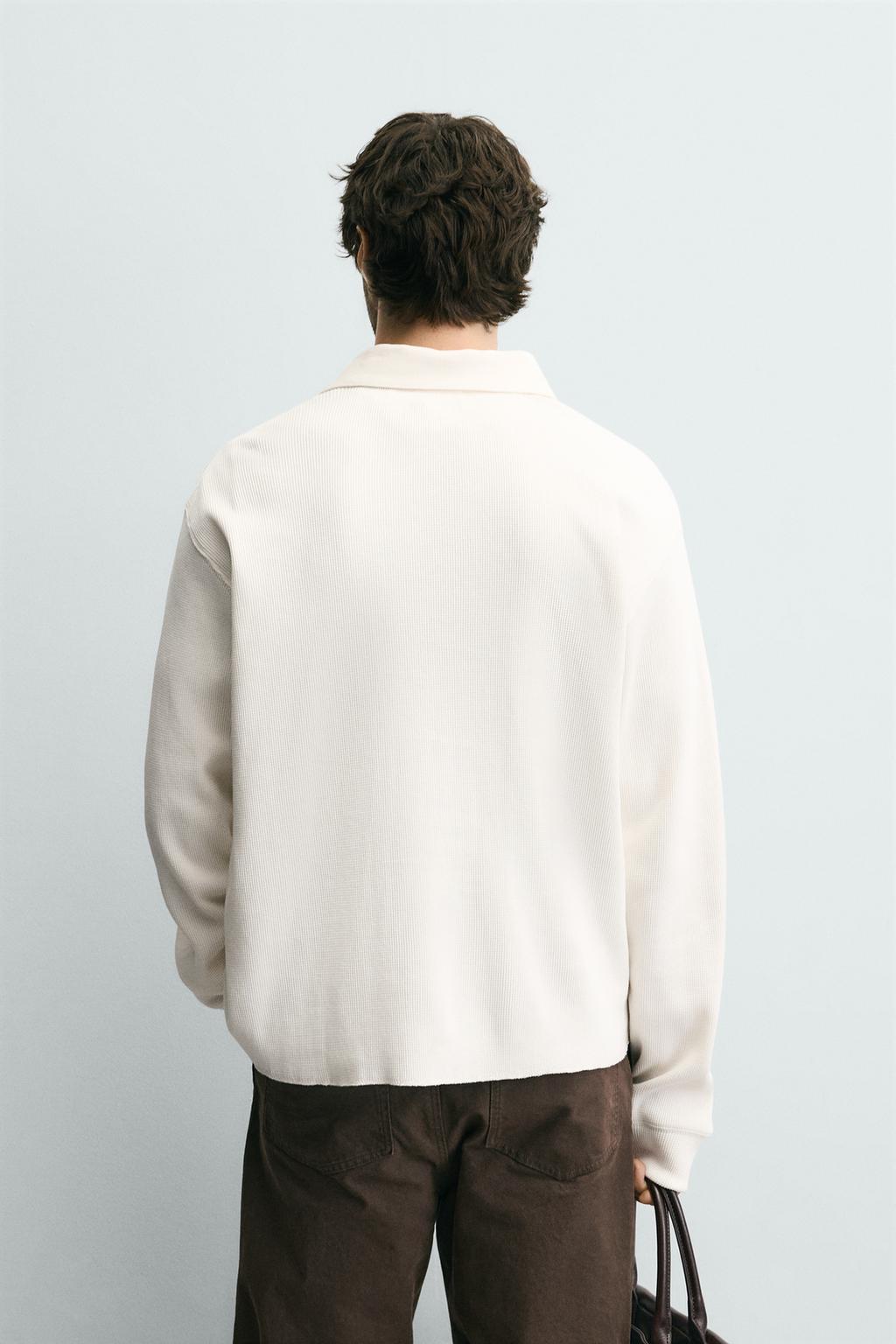 ПОЛО ИЗ ХЛОПКА С РЕЛЬЕФНЫМ УЗОРОМ И КОНТРАСТНЫМ ВОРОТНИКОМ