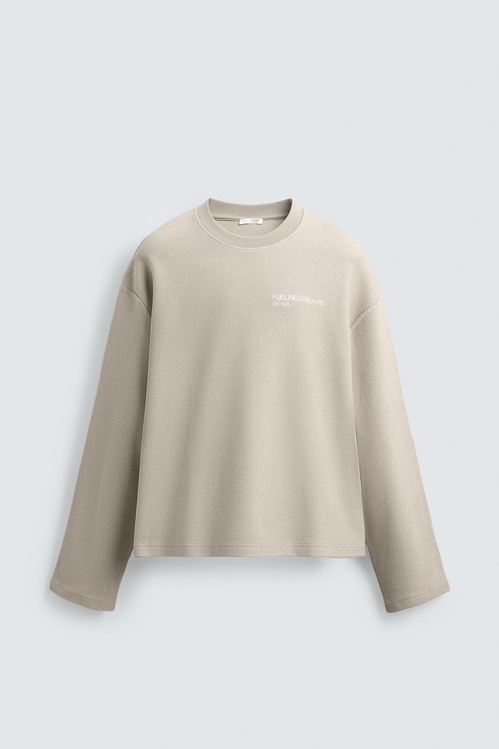 ТОЛСТОВКА С УЗОРОМ И ПРИНТАМИ