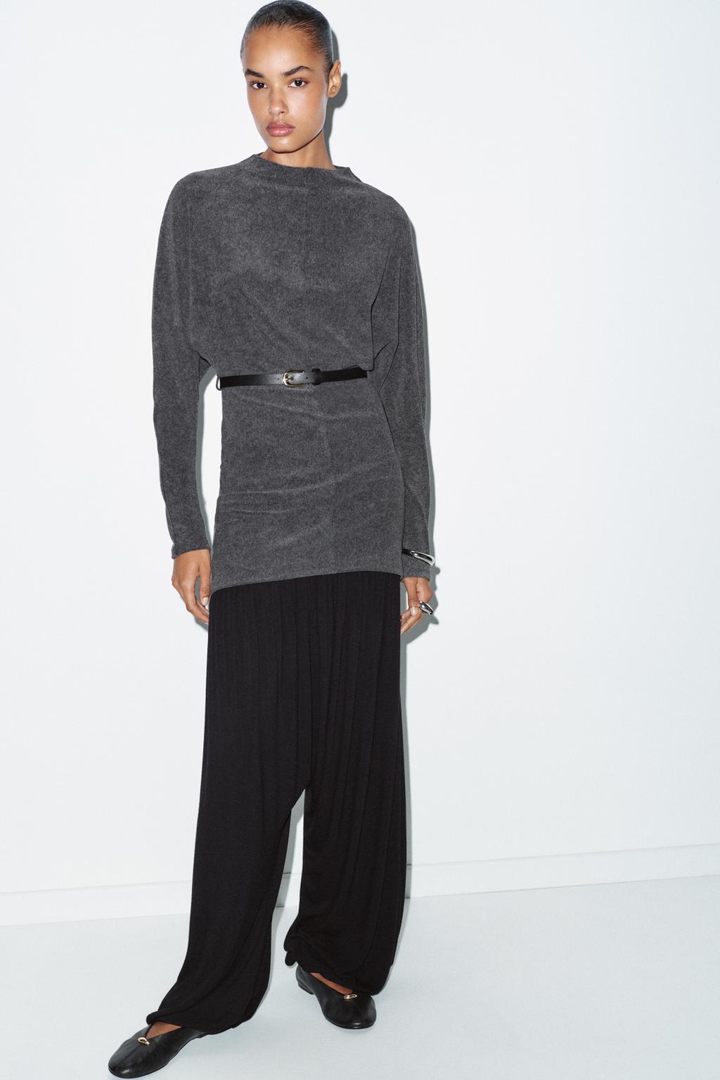 ПЛАТЬЕ ИЗ МЯГКОЙ ТКАНИ С РЕМНЕМ