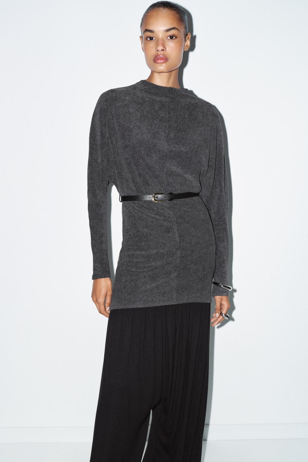 ПЛАТЬЕ ИЗ МЯГКОЙ ТКАНИ С РЕМНЕМ