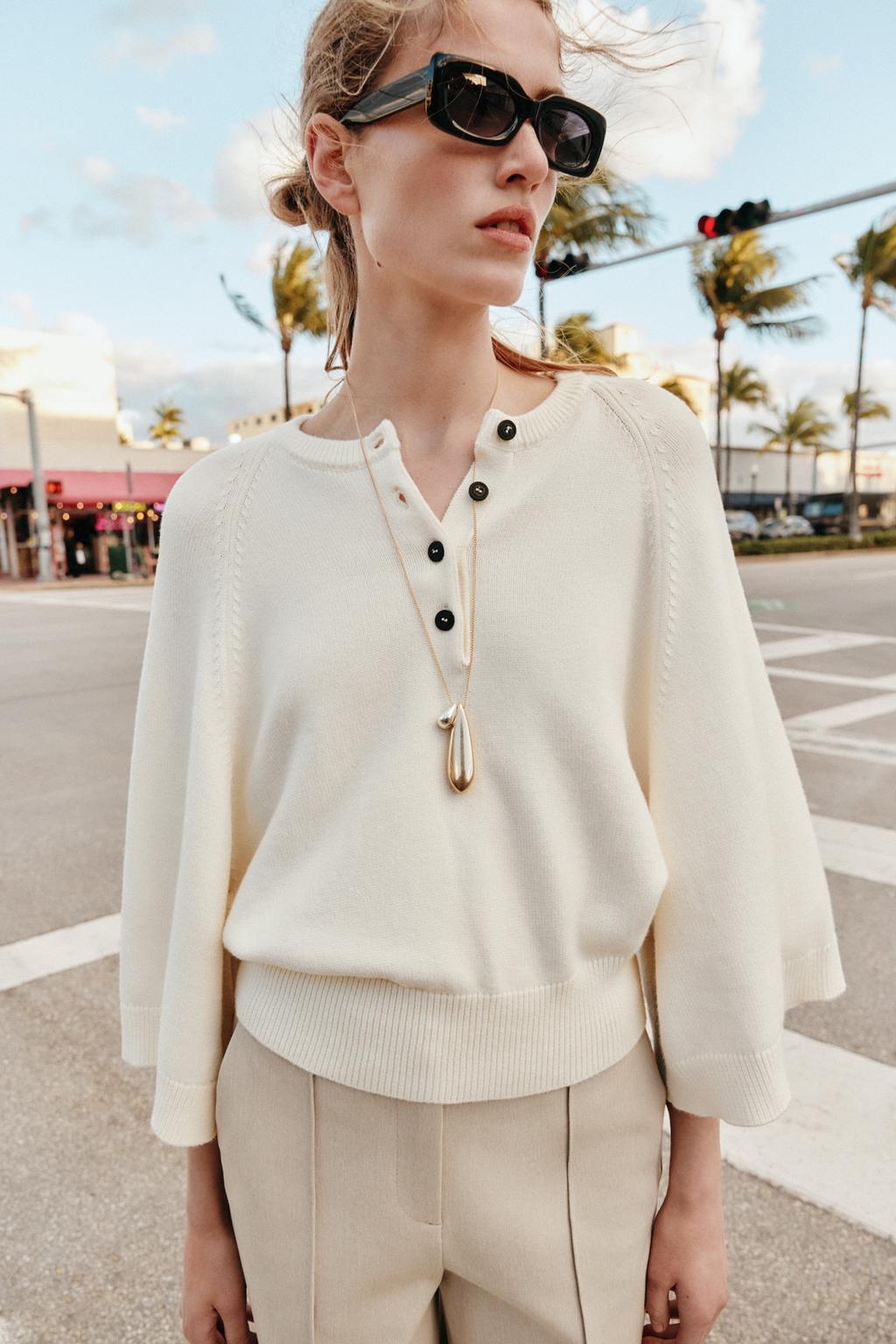 СВИТЕР С ШИРОКИМИ РУКАВАМИ