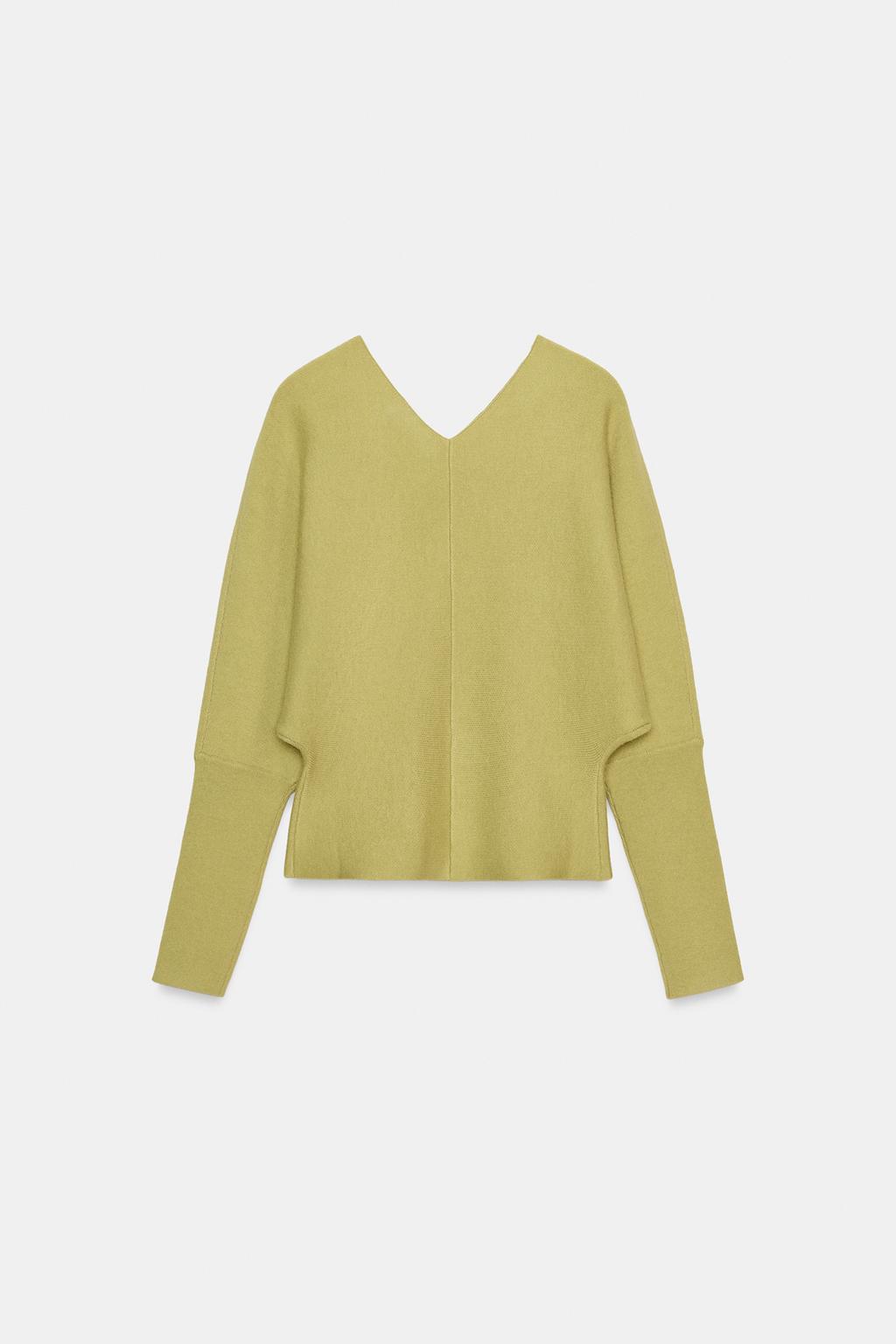 ТРИКОТАЖНЫЙ СВИТЕР С V-ОБРАЗНЫМ ВЫРЕЗОМ