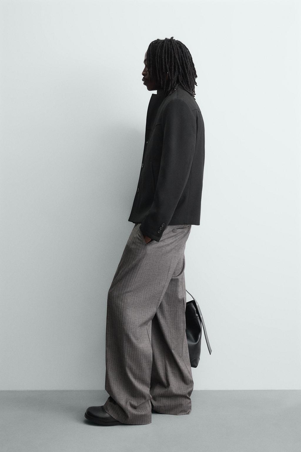 БЛЕЙЗЕР ИЗ РЕЛЬЕФНОЙ ТКАНИ