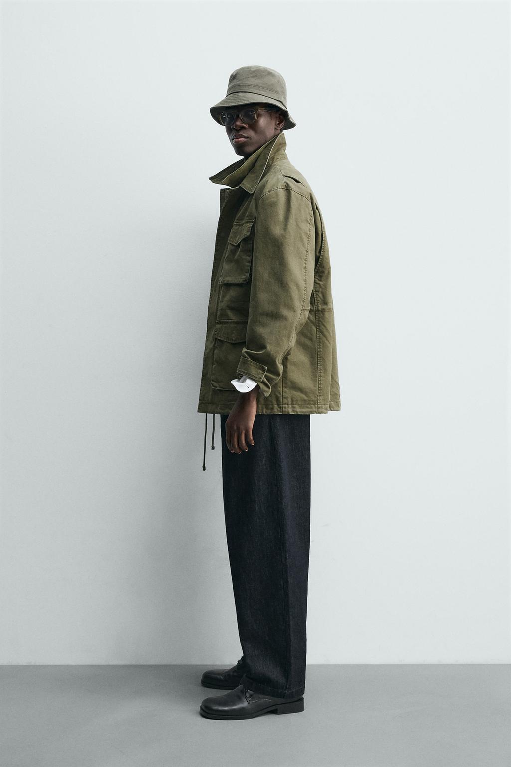 КУРТКА С МНОЖЕСТВОМ КАРМАНОВ И ЭФФЕКТОМ ПОТЕРТОСТИ