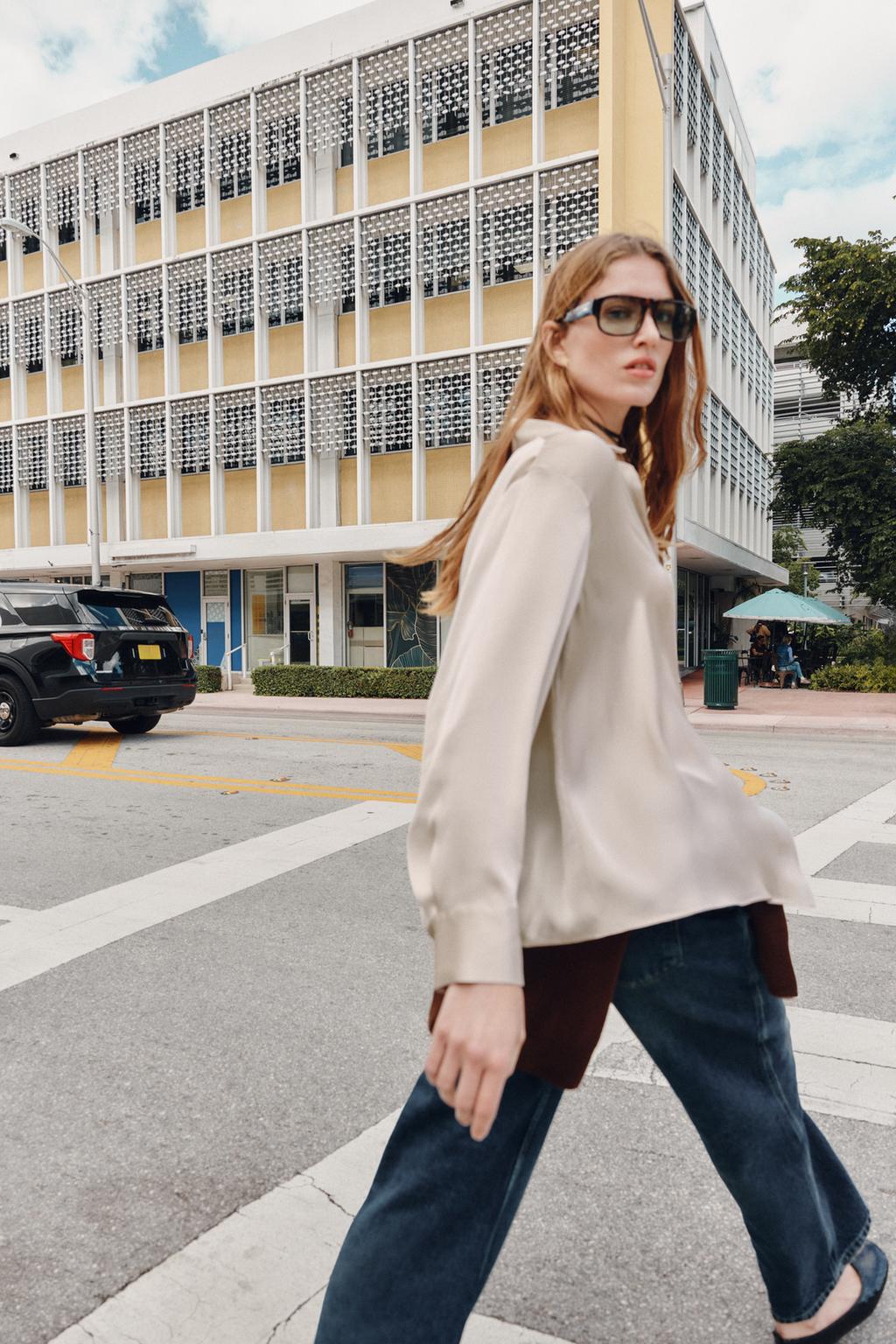 АТЛАСНАЯ РУБАШКА С АСИММЕТРИЧНЫМ НИЗОМ