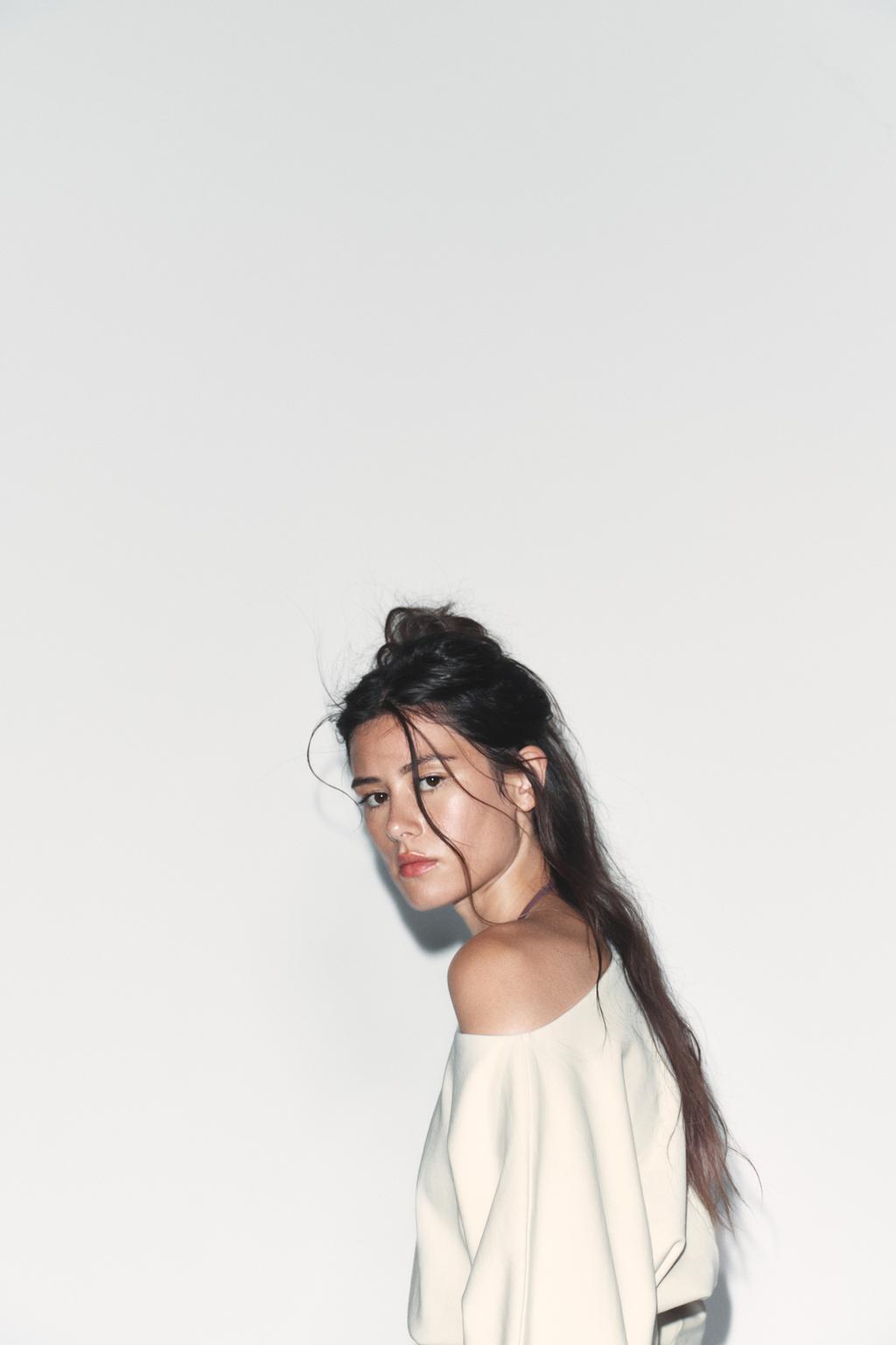 АСИММЕТРИЧНАЯ ХЛОПКОВАЯ ТОЛСТОВКА