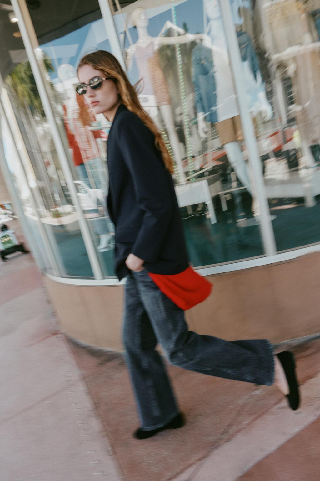 ДВУБОРТНЫЙ БЛЕЙЗЕР ОВЕРСАЙЗ